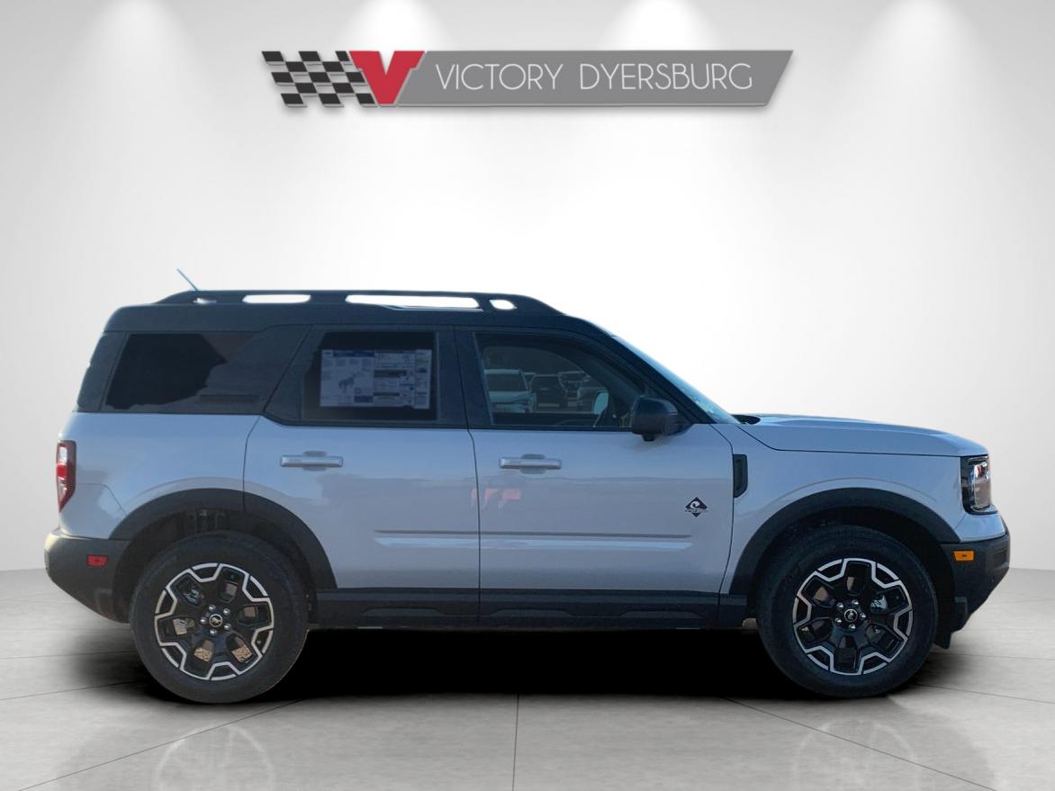 New 2026 White Ford Outer Banks image 3