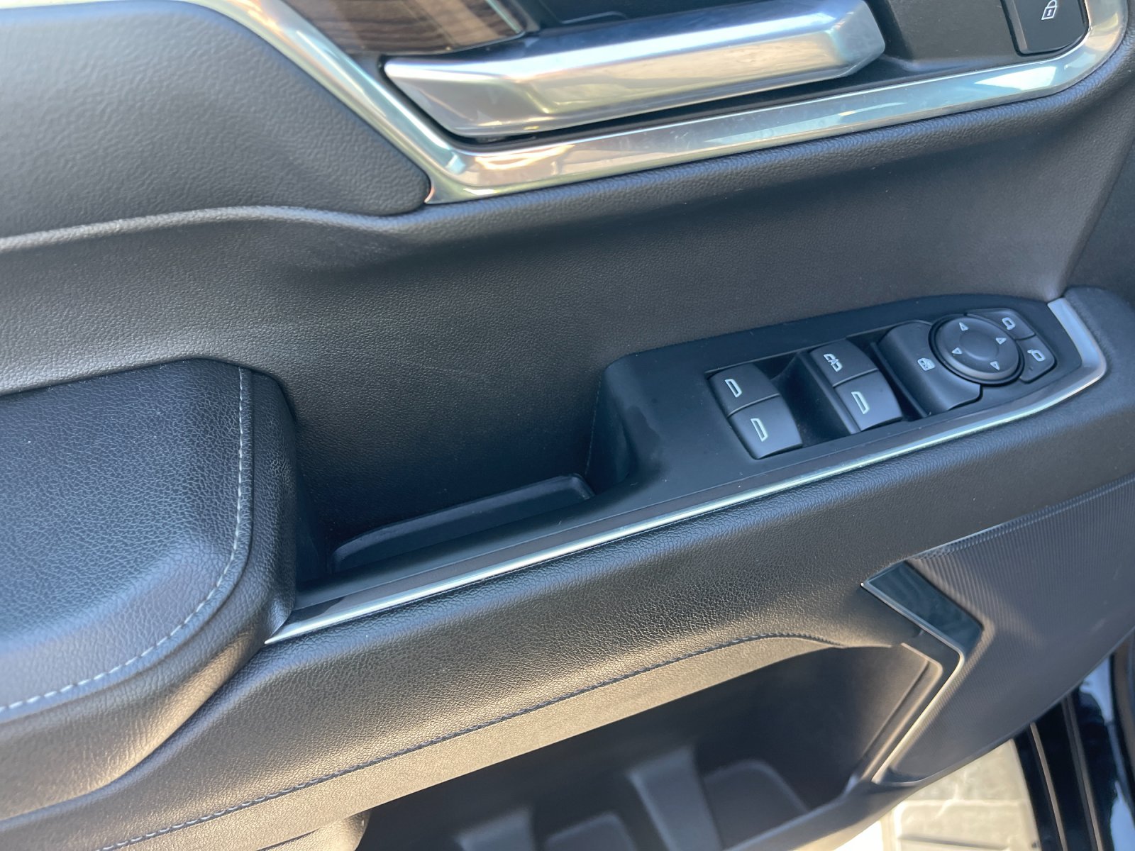 Used 2023 Black Chevrolet LT image 13