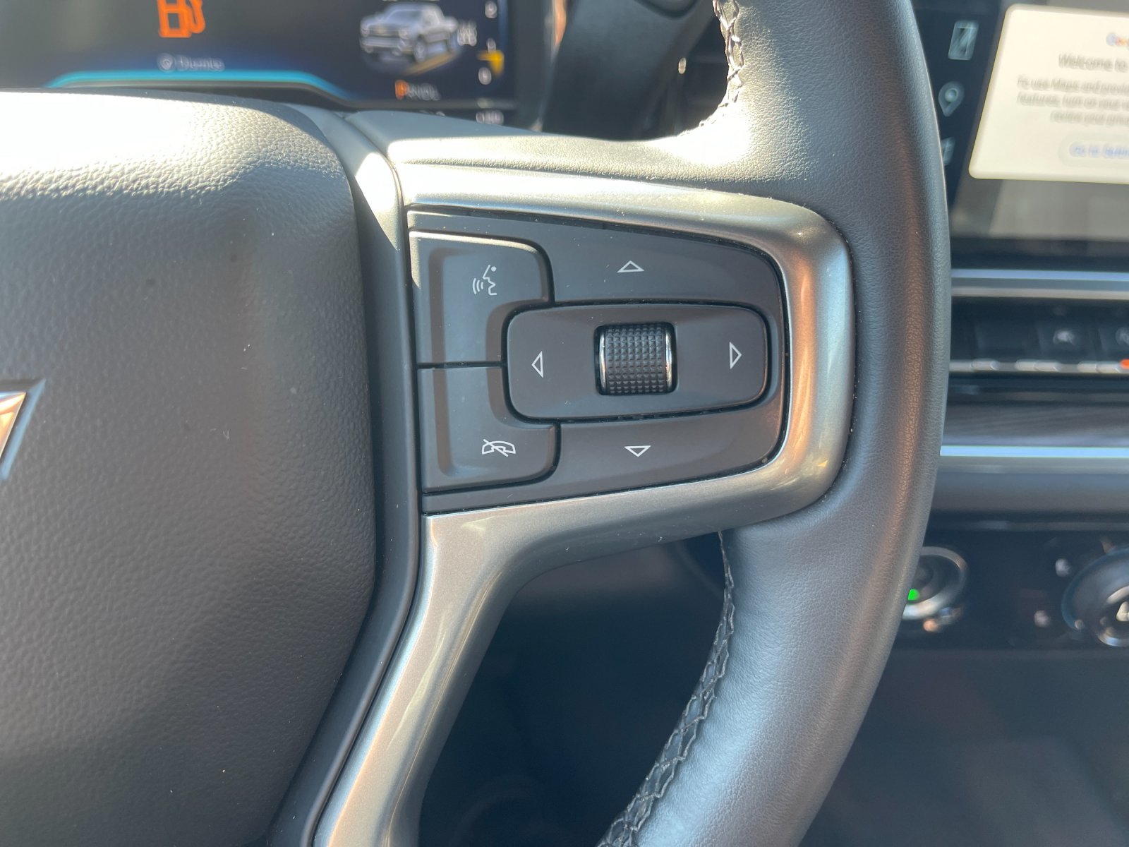 Used 2023 Black Chevrolet LT image 29