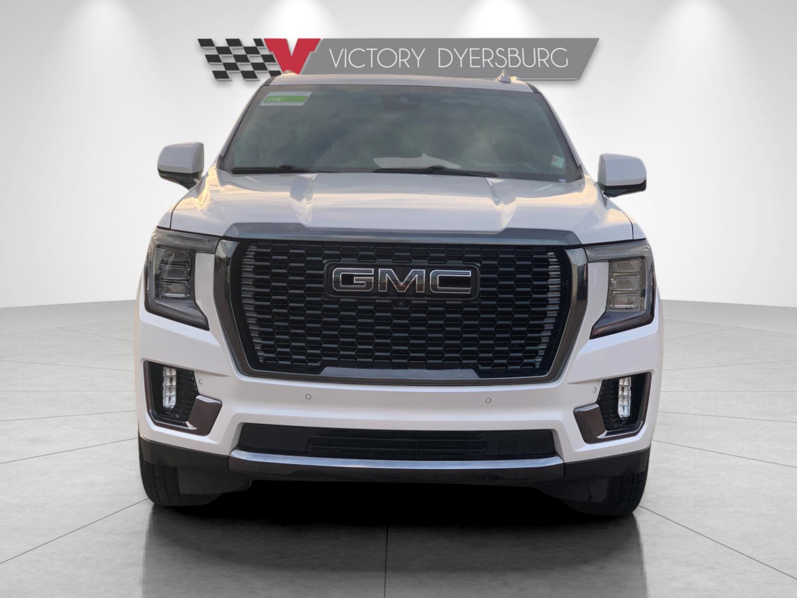 Used 2024 White GMC Denali Ultimate image 9