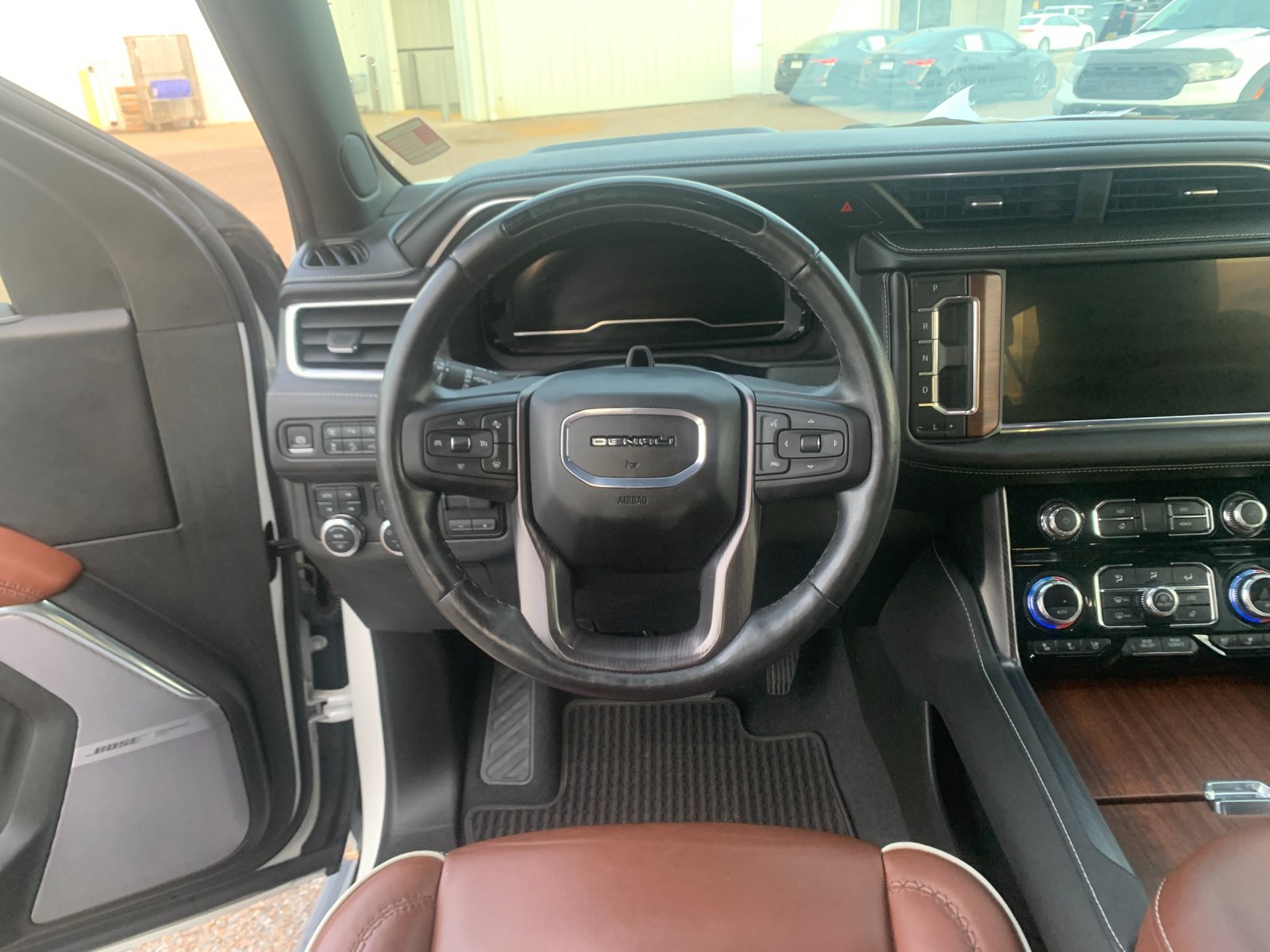 Used 2024 White GMC Denali Ultimate image 18