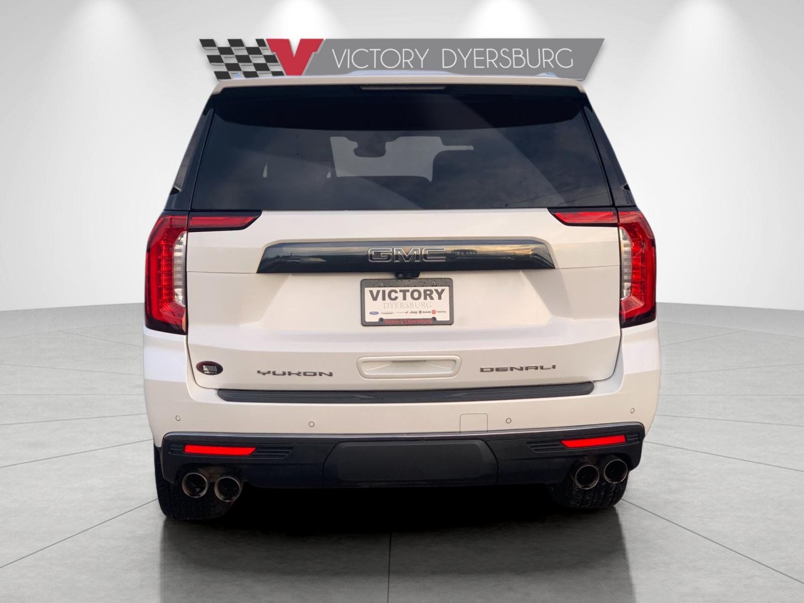 Used 2024 White GMC Denali Ultimate image 5