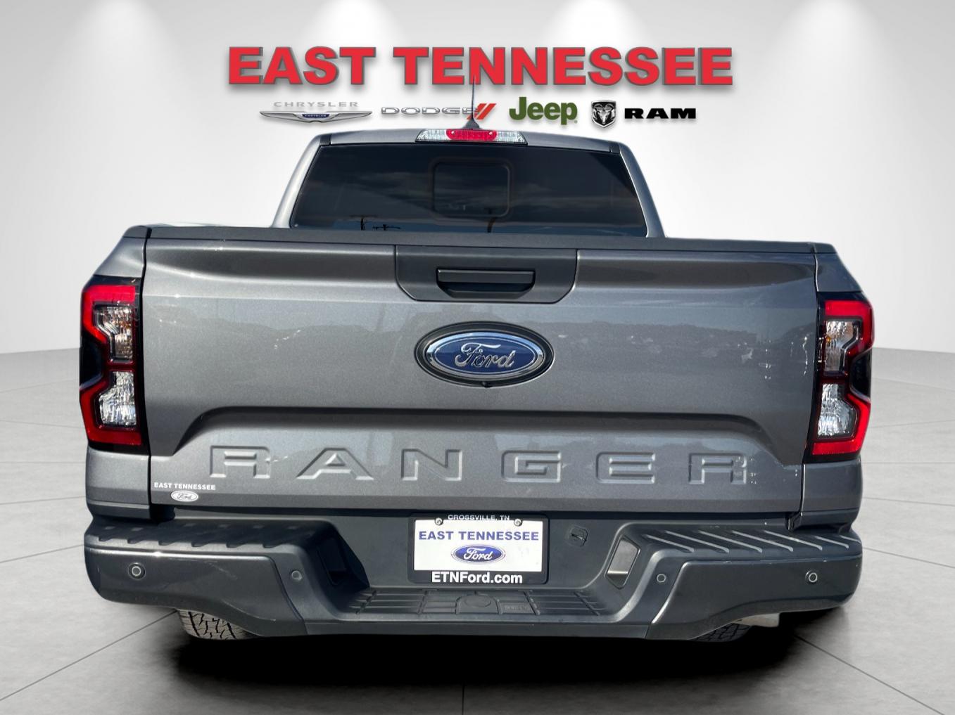 Used 2024 Gray Ford Lariat image 4