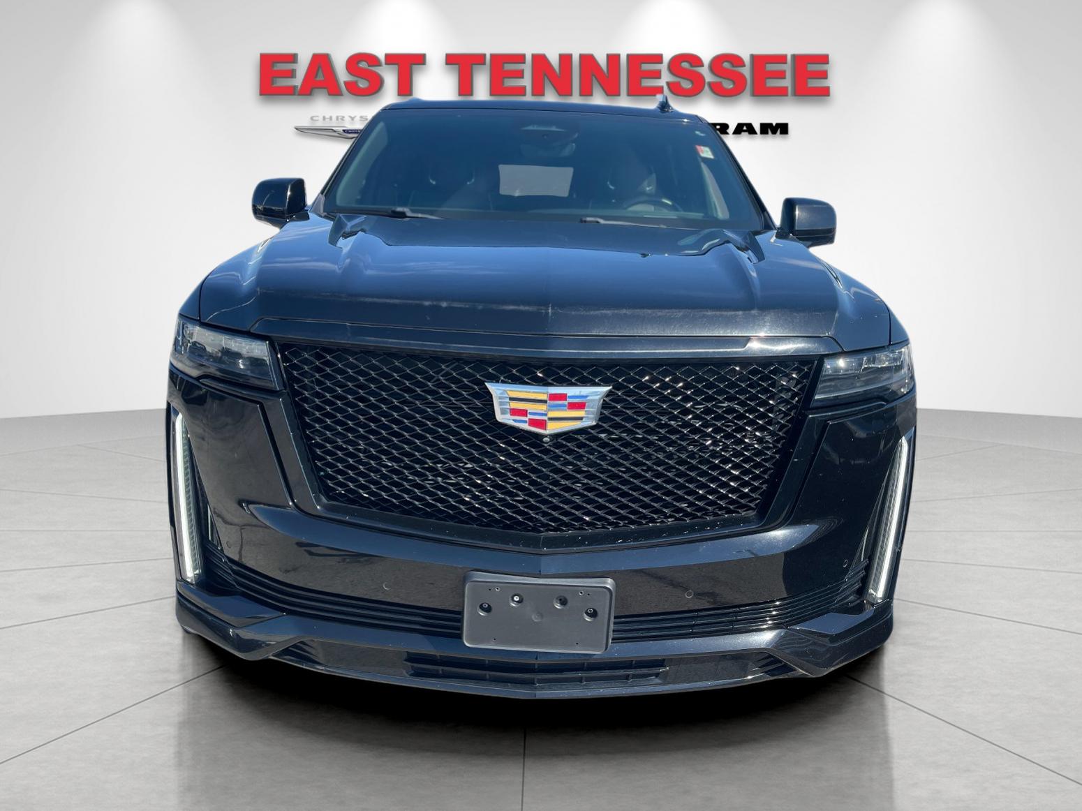 Used 2023 Black Cadillac Sport image 9