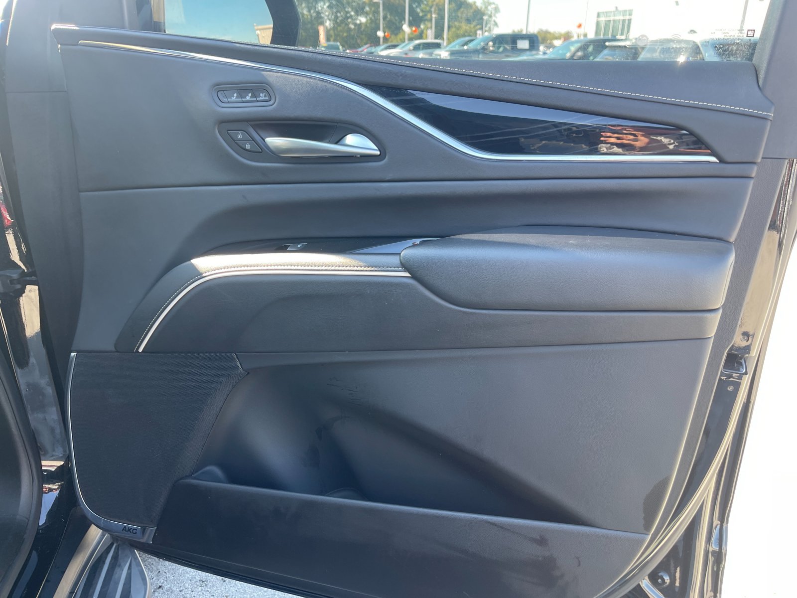 Used 2023 Black Cadillac Sport image 23