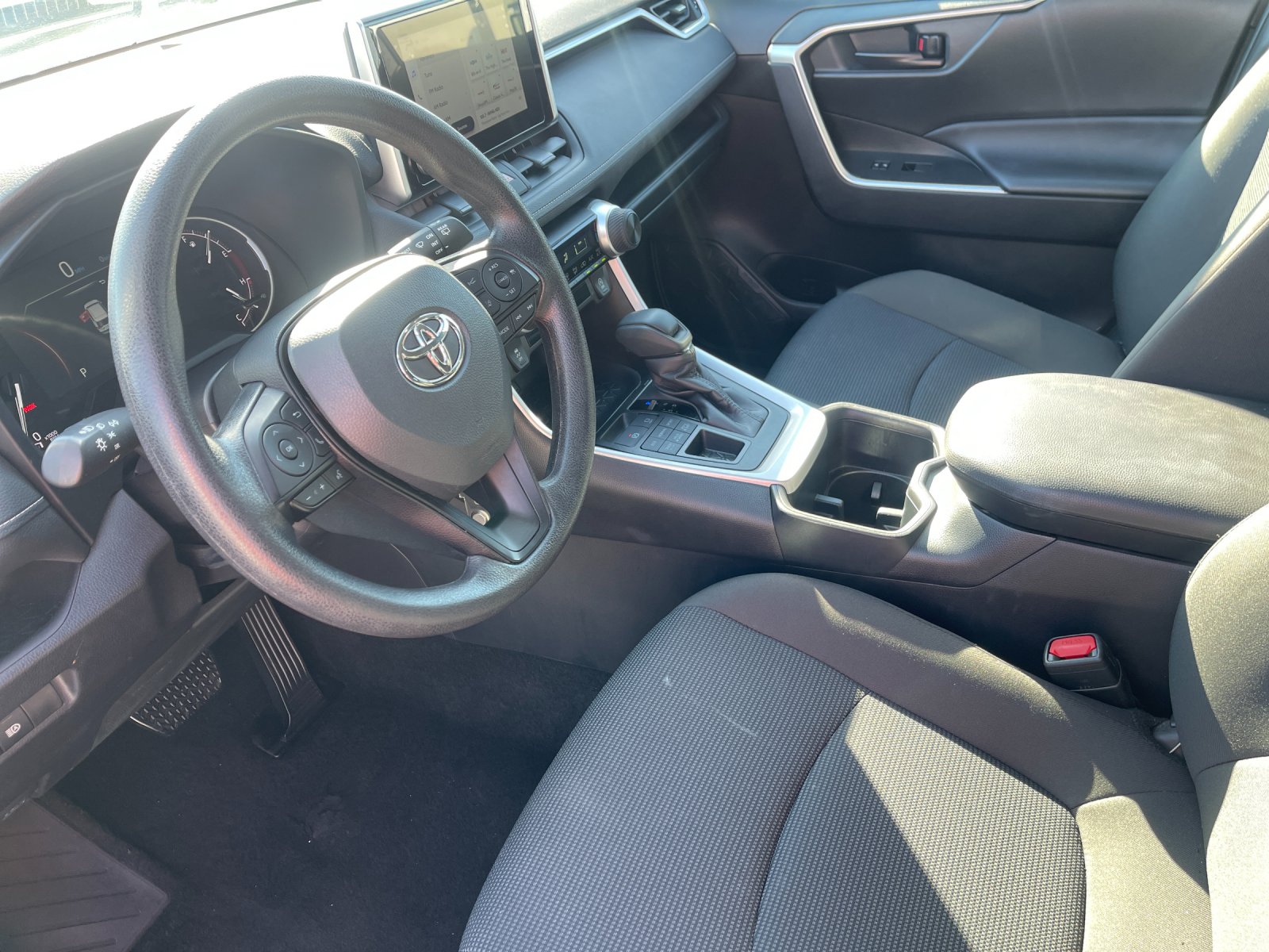 Used 2025 Gray Toyota LE image 11