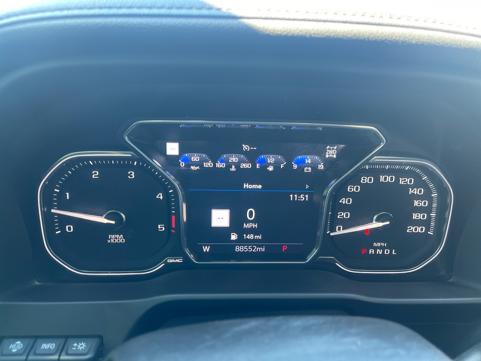 Used 2022 Green GMC Denali image 31