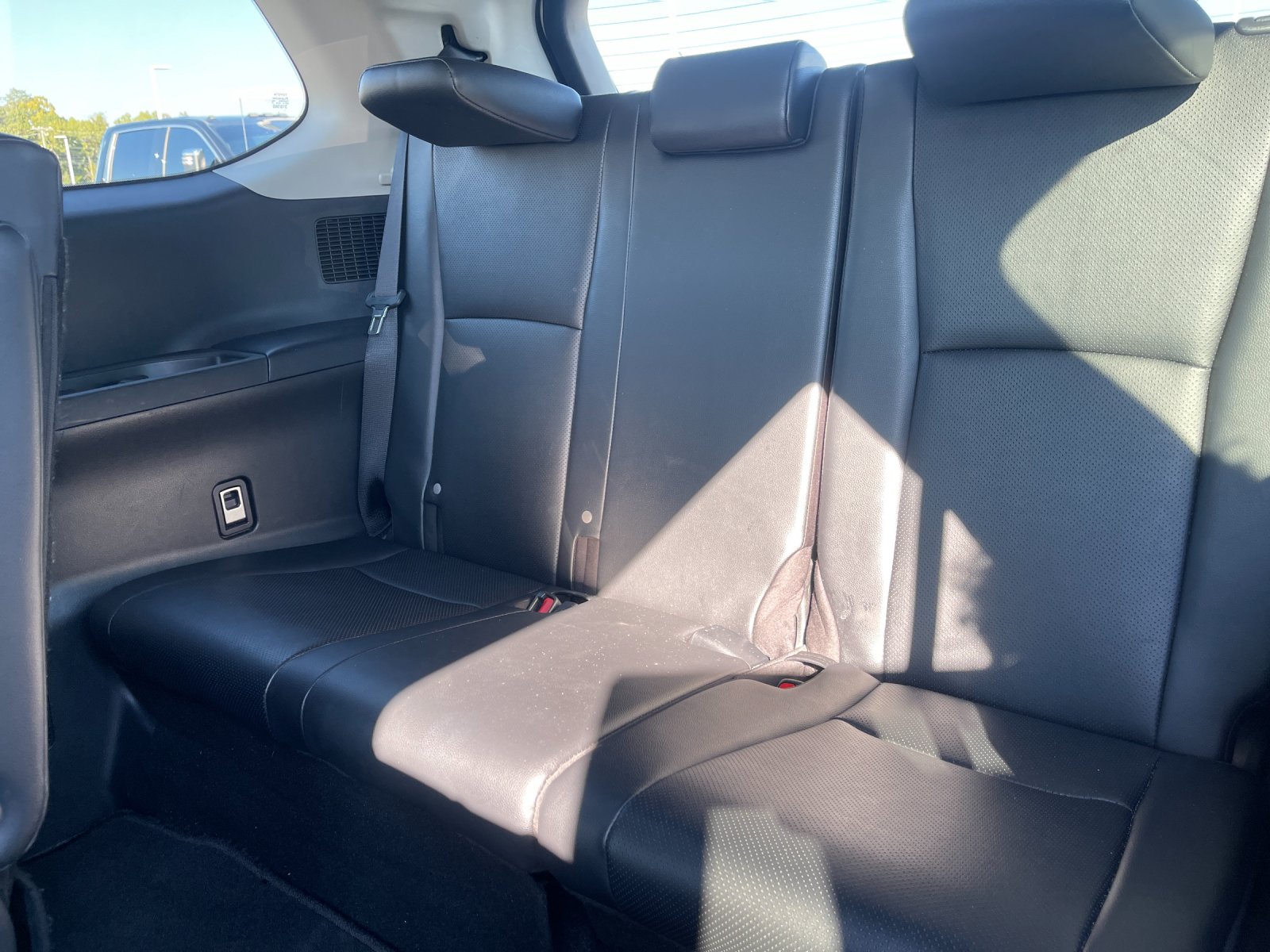 Used 2025 Beige Toyota XLE image 18