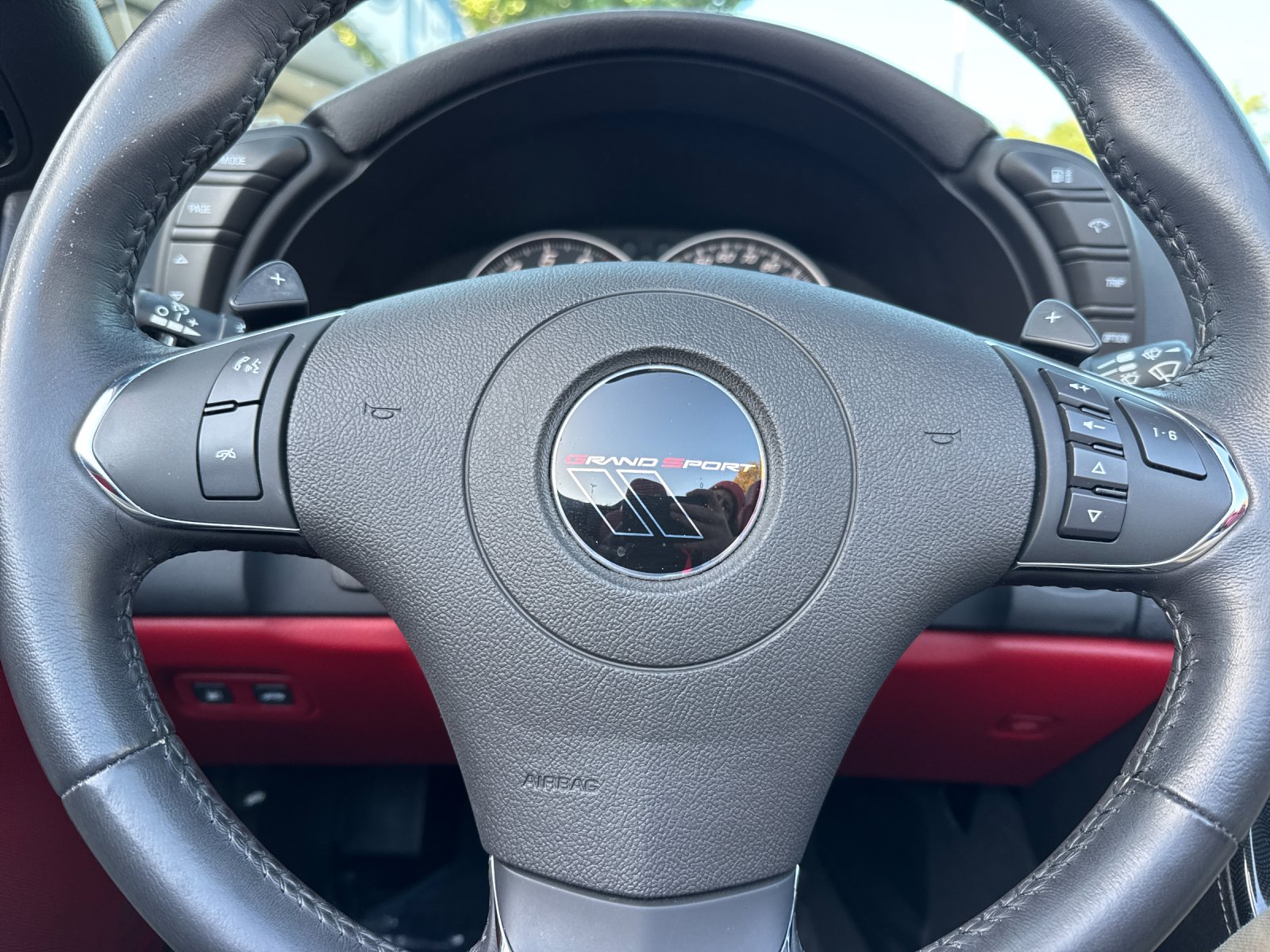 Used 2013 Black Chevrolet Grand Sport image 20