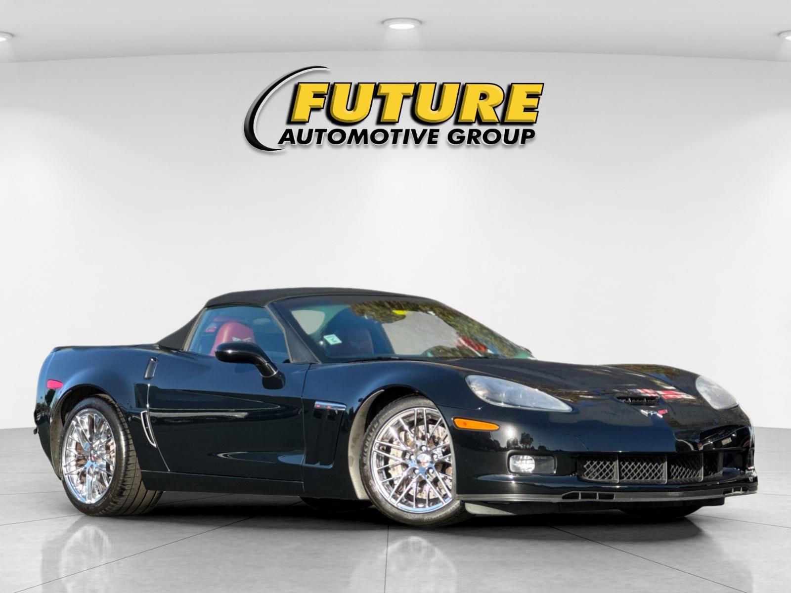 Used 2013 Black Chevrolet Grand Sport image 2
