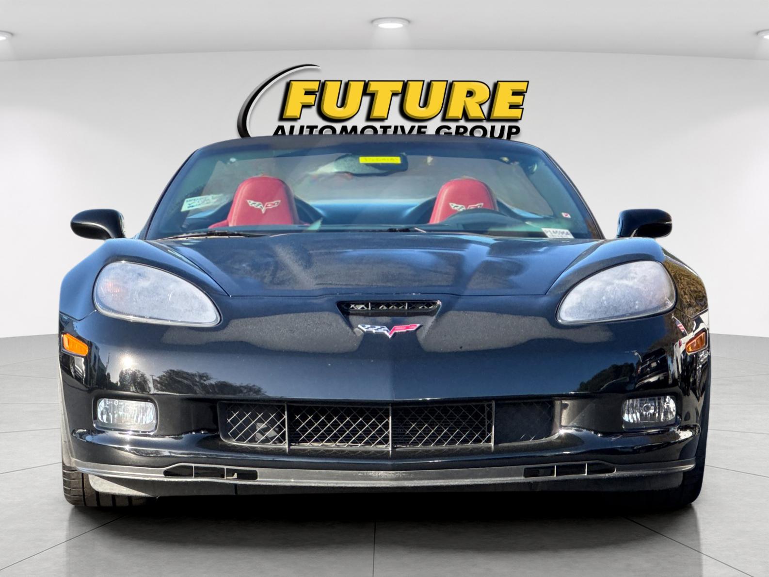 Used 2013 Black Chevrolet Grand Sport image 9