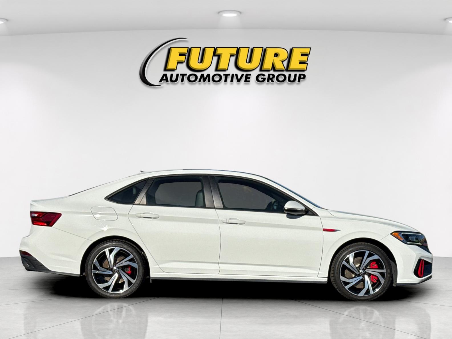 Used 2023 White Volkswagen 2.0T Autobahn image 2