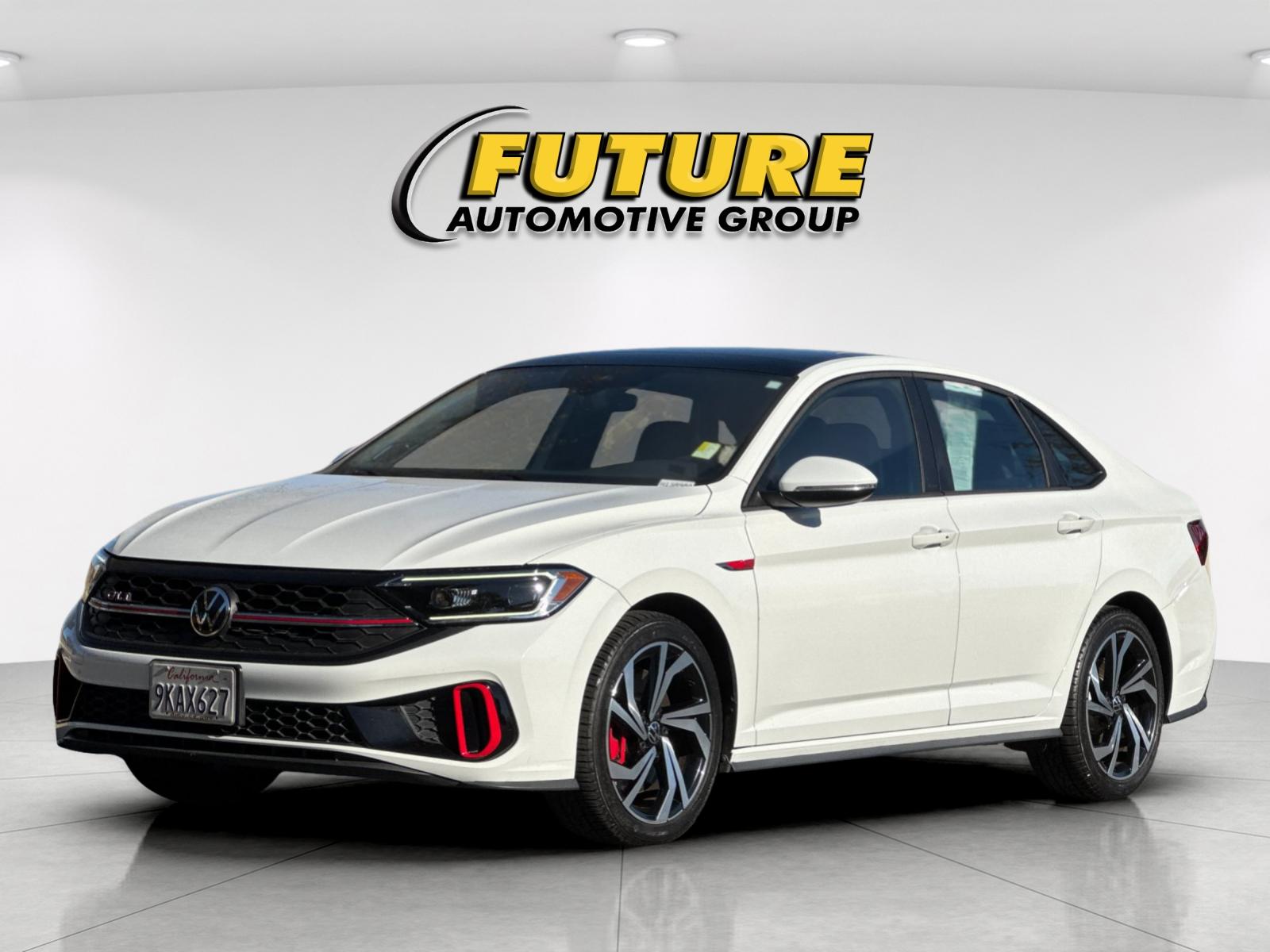 Used 2023 White Volkswagen 2.0T Autobahn image 7