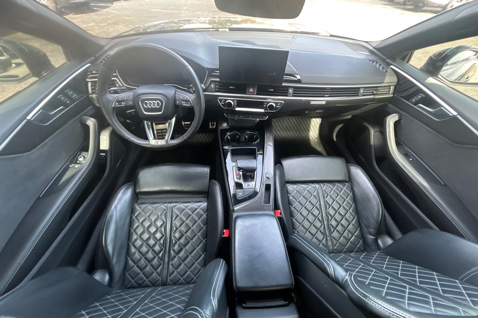 Used 2023 Mythos Black Metallic/Black Roof Audi 3.0T Premium Plus image 13