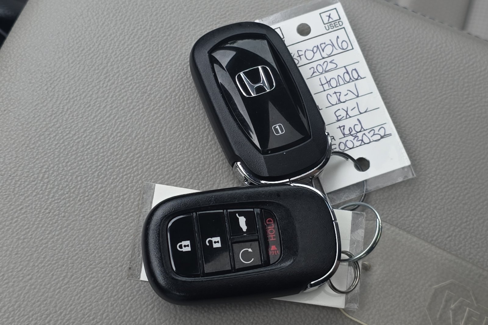 Used 2025 Radiant Red Metallic Honda EX-L image 9