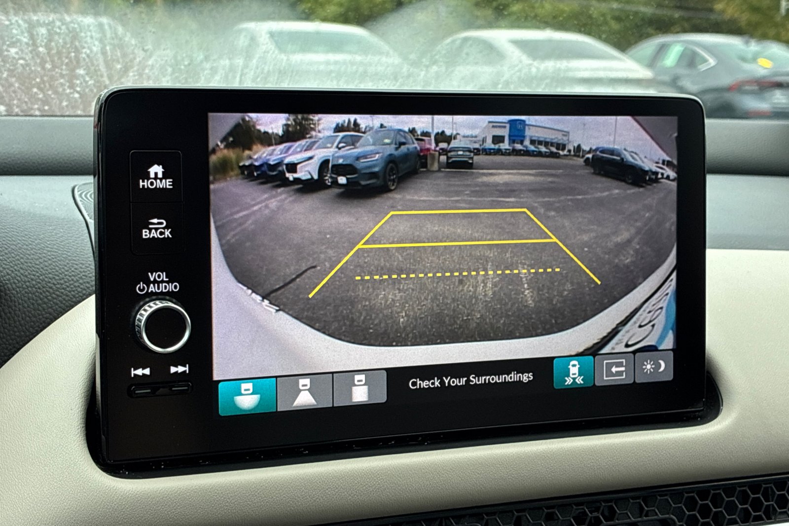 Used 2025 Platinum White Honda EX-L image 27