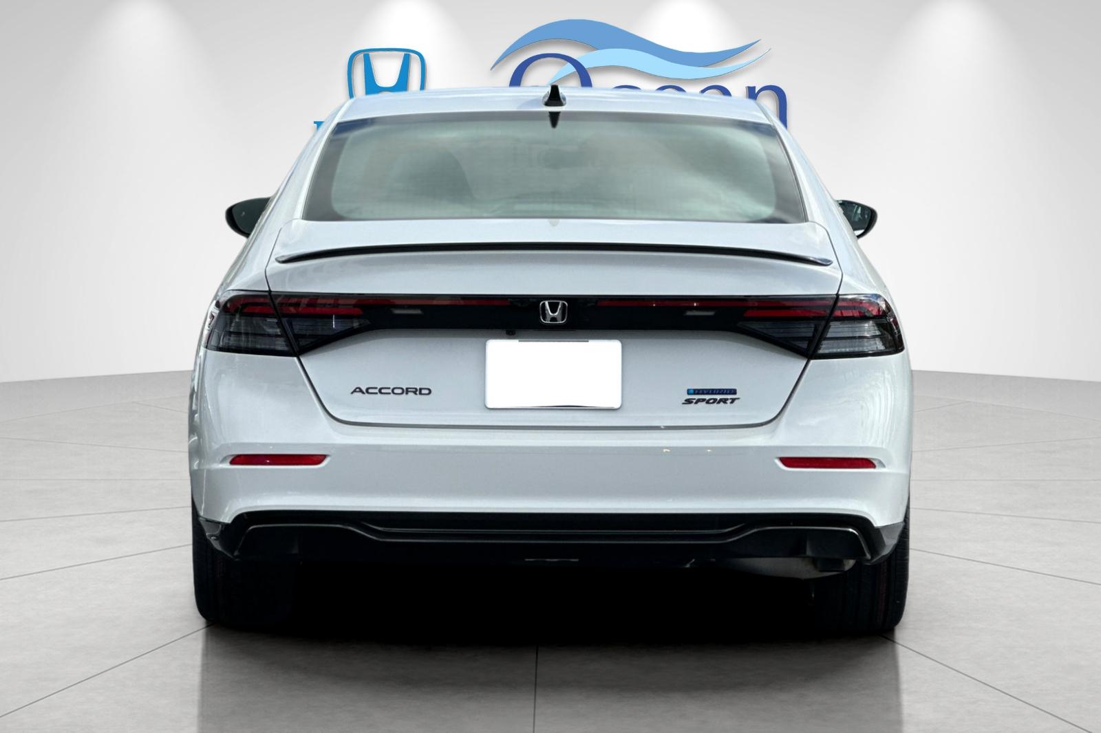 New 2026 Platinum White Pearl Honda Sport-L image 4