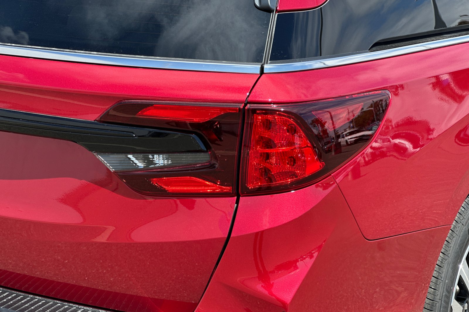 New 2027 Radiant Red Metallic II Honda EX-L image 11