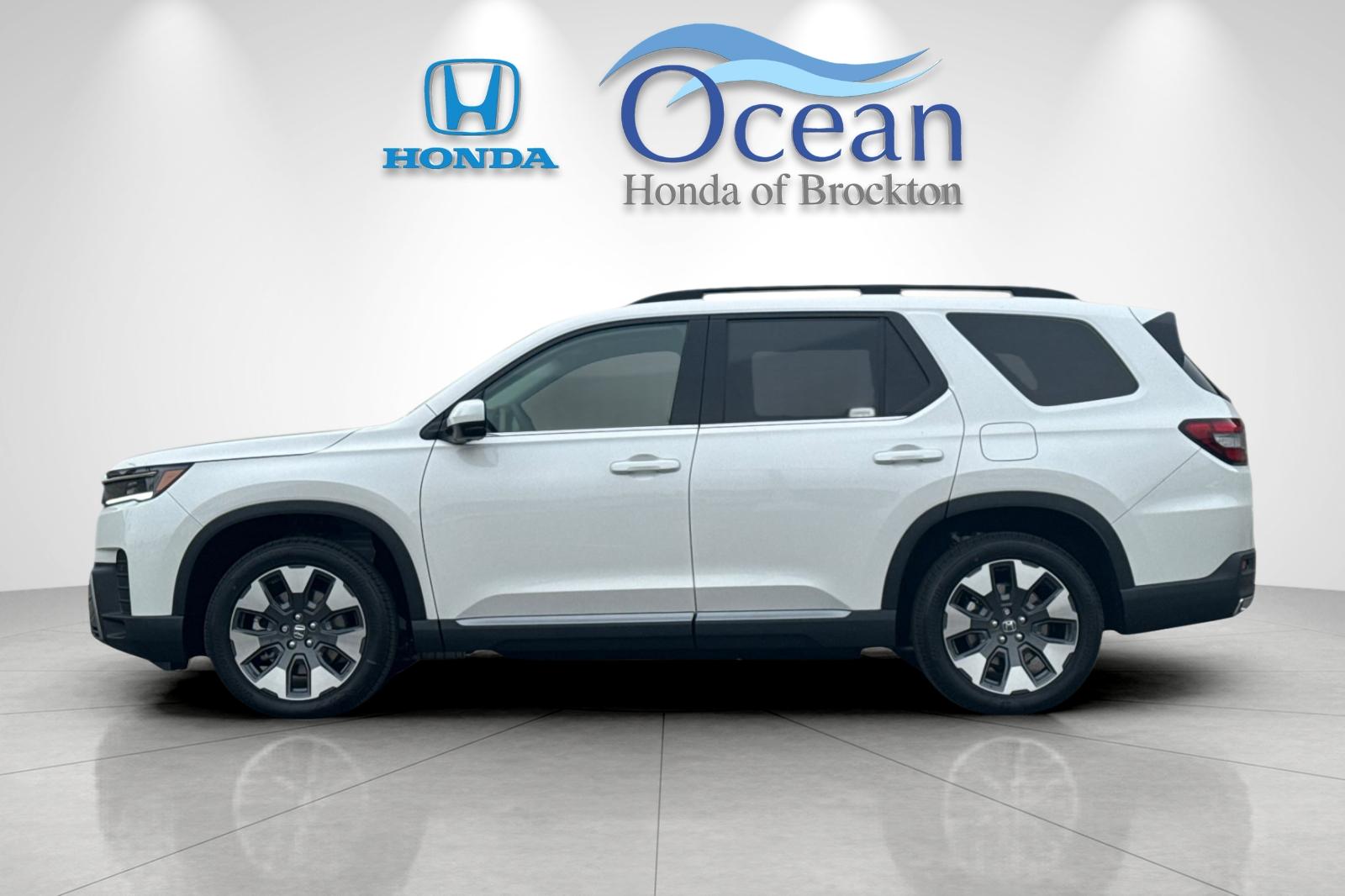 New 2026 Platinum White Pearl Honda Touring image 2