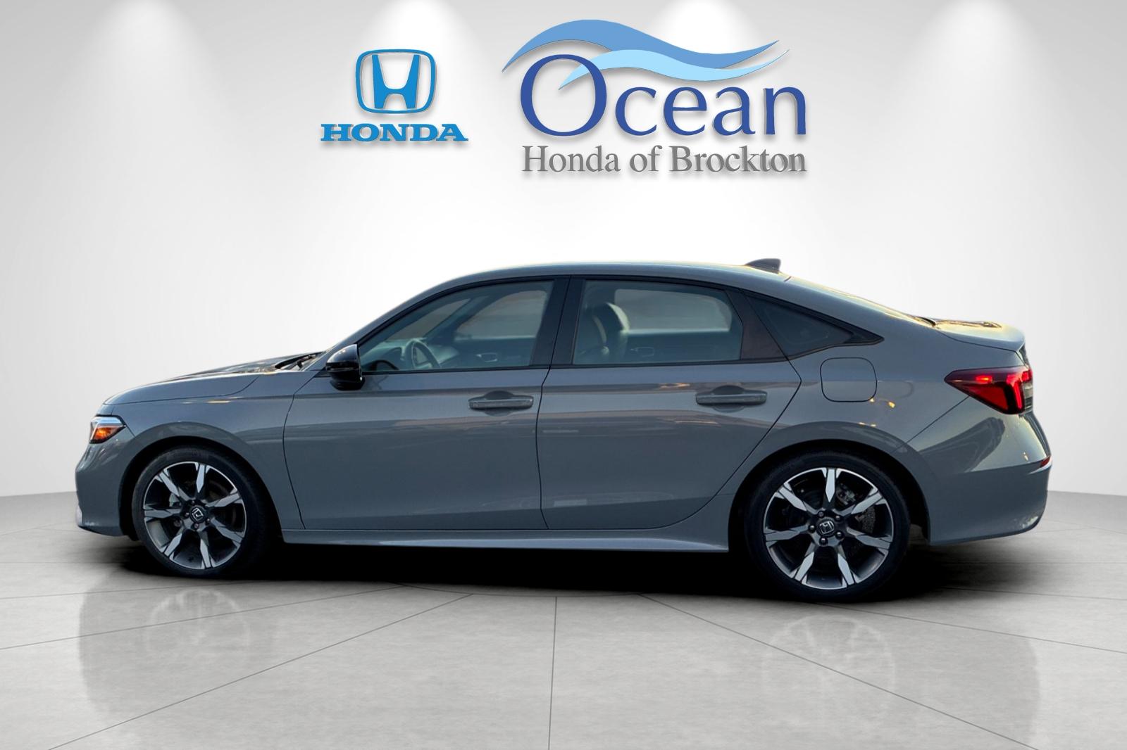 Used 2025 Urban Gray Pearl Honda Sport Touring image 6