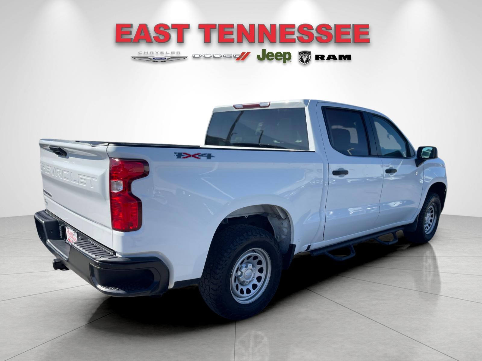 Used 2022 White Chevrolet WT image 3