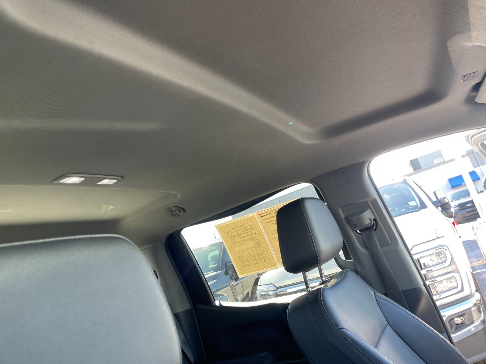 Used 2022 White Chevrolet WT image 18