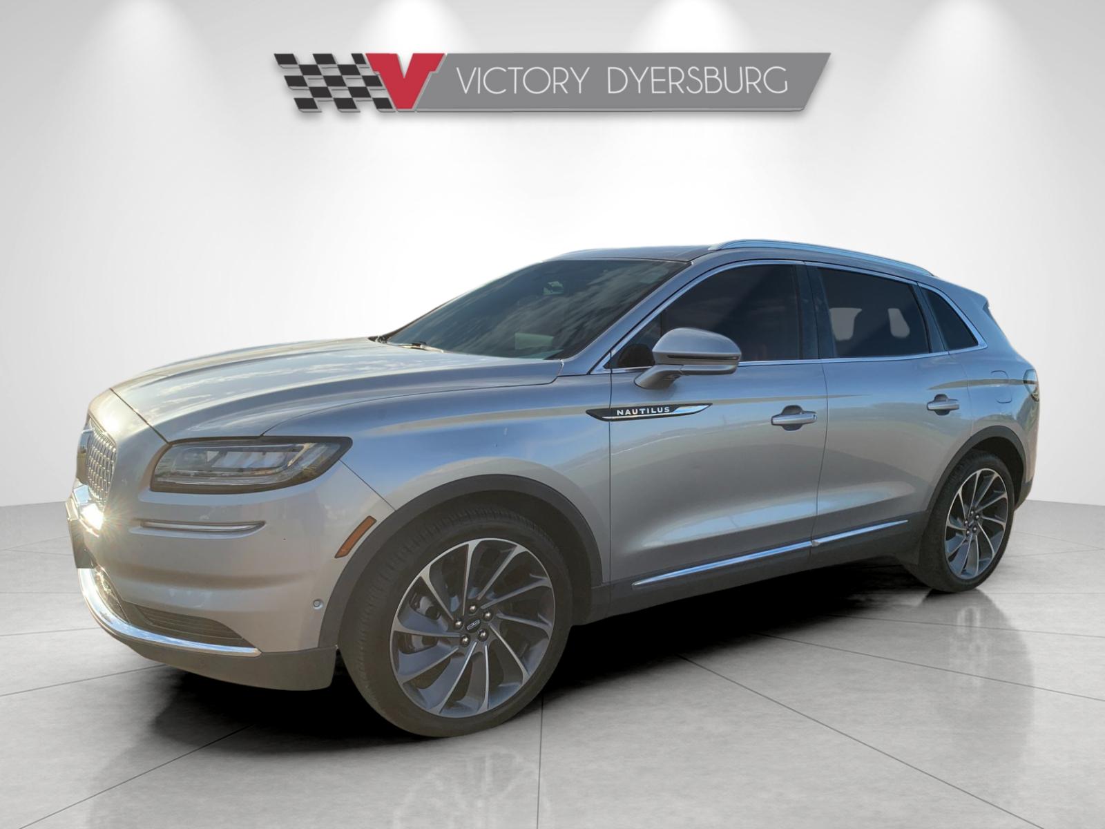 Used 2022 Silver Lincoln Reserve image 8