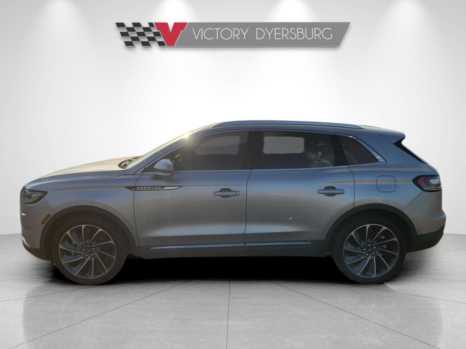 Used 2022 Silver Lincoln Reserve image 7