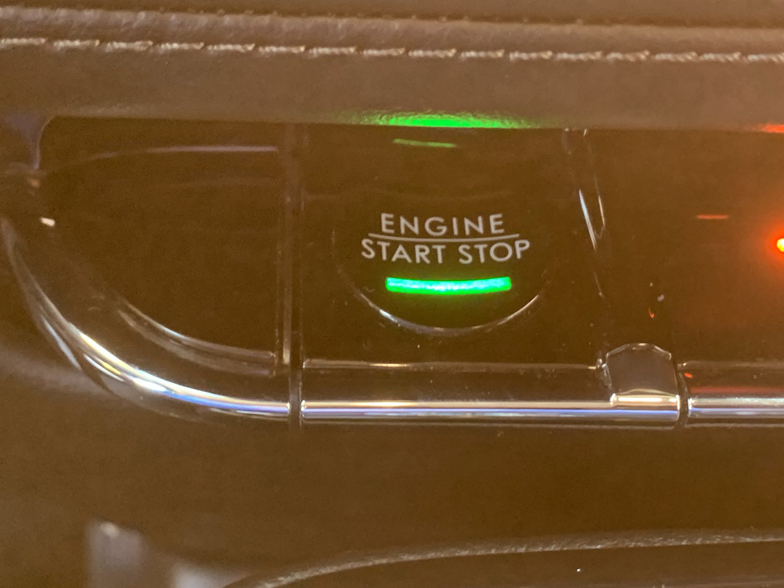 Used 2022 Silver Lincoln Reserve image 28