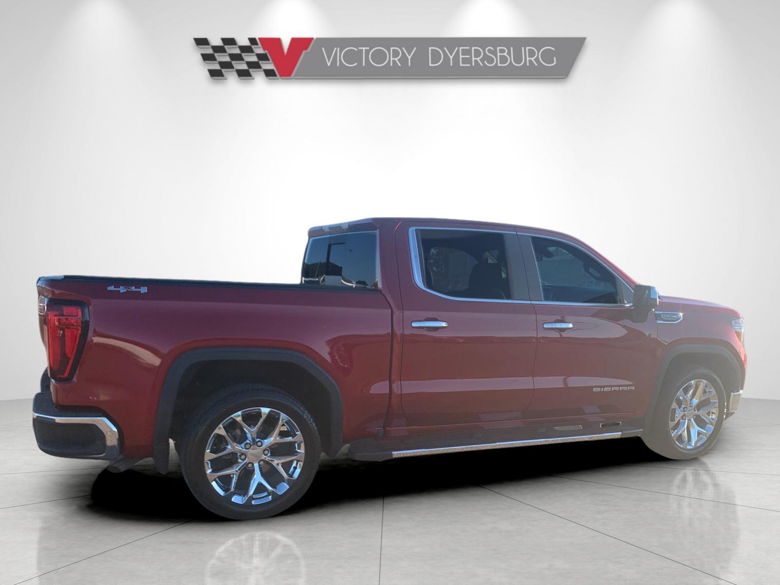 Used 2021 Red GMC SLT image 4