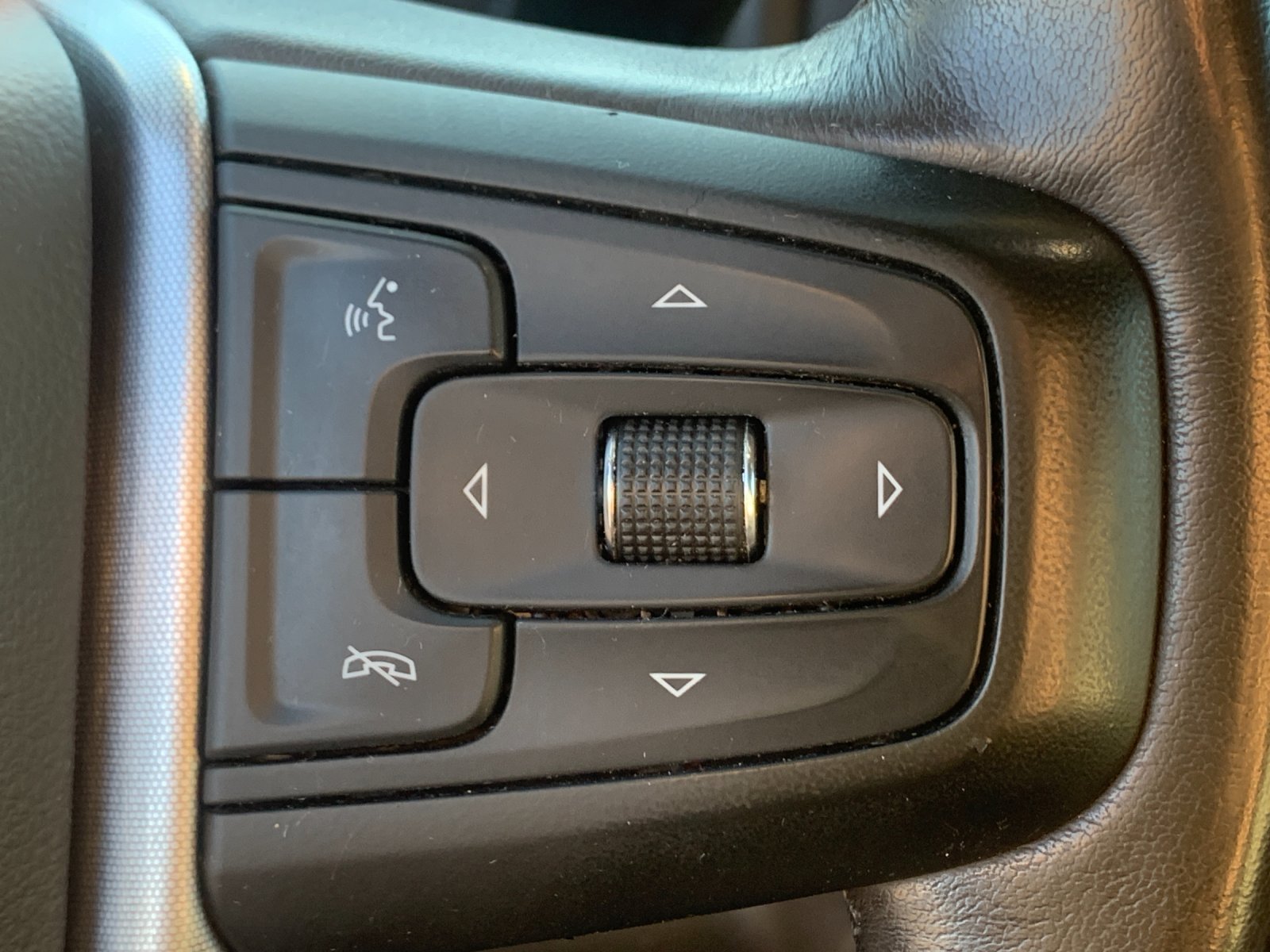Used 2021 Red GMC SLT image 29