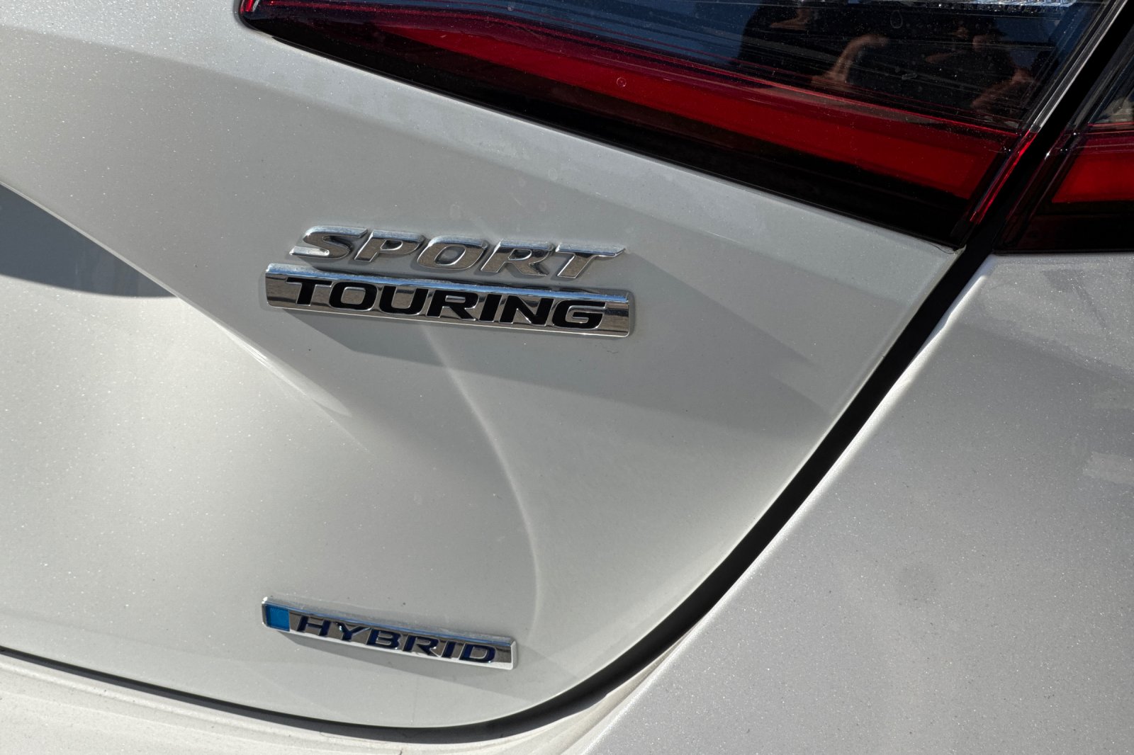 Certified Used 2025 Platinum White Pearl Honda Sport Touring Hybrid image 27