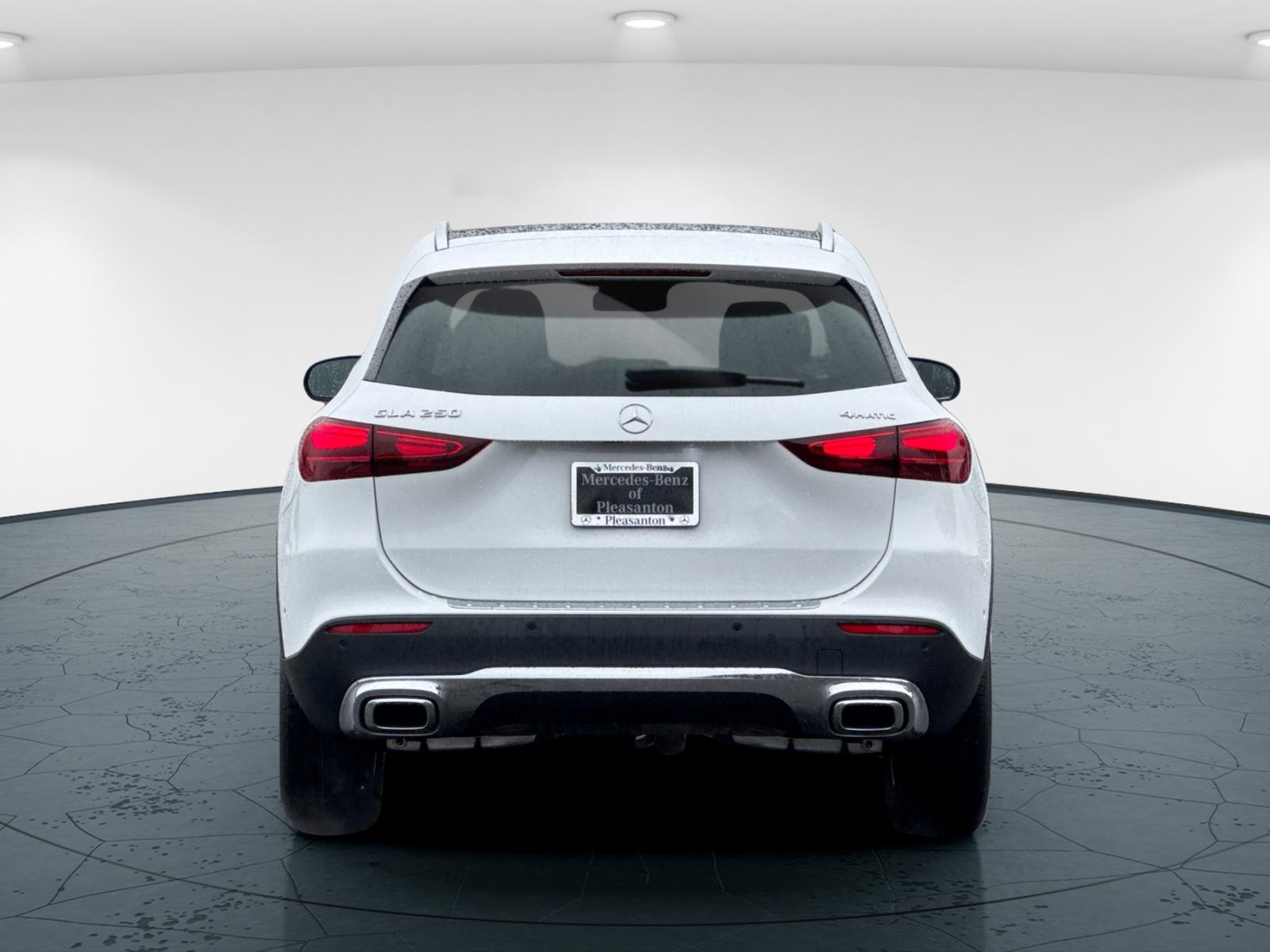 Certified Used 2025 Polar White Mercedes-Benz GLA 250 4D Sport Utility 4MATIC® image 5