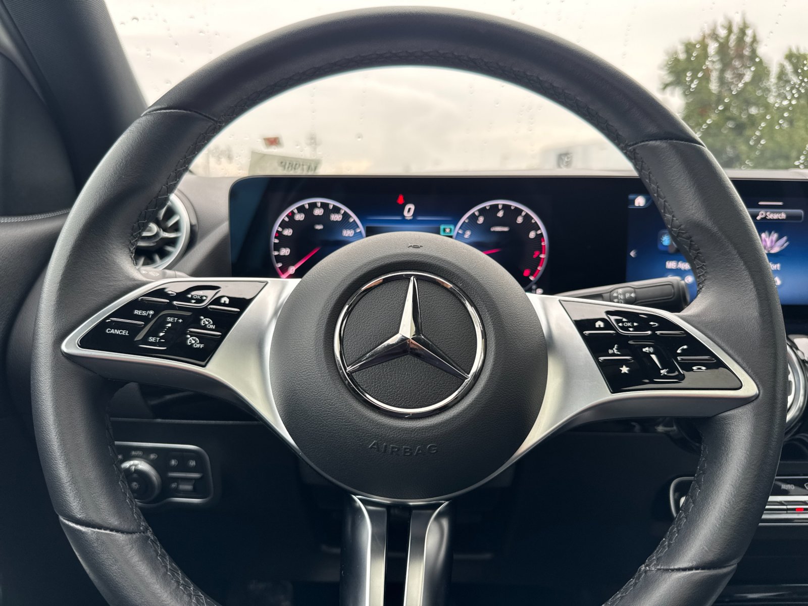 Certified Used 2025 Polar White Mercedes-Benz GLA 250 4D Sport Utility 4MATIC® image 26