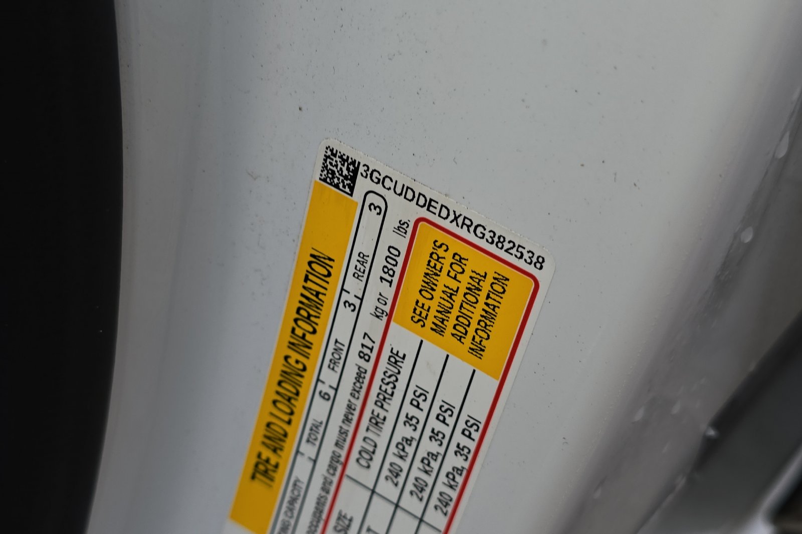 Used 2024 White Chevrolet LT image 24
