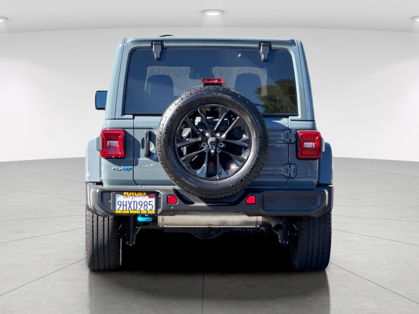 Used 2024 Gray Jeep Sahara 4xe image 5