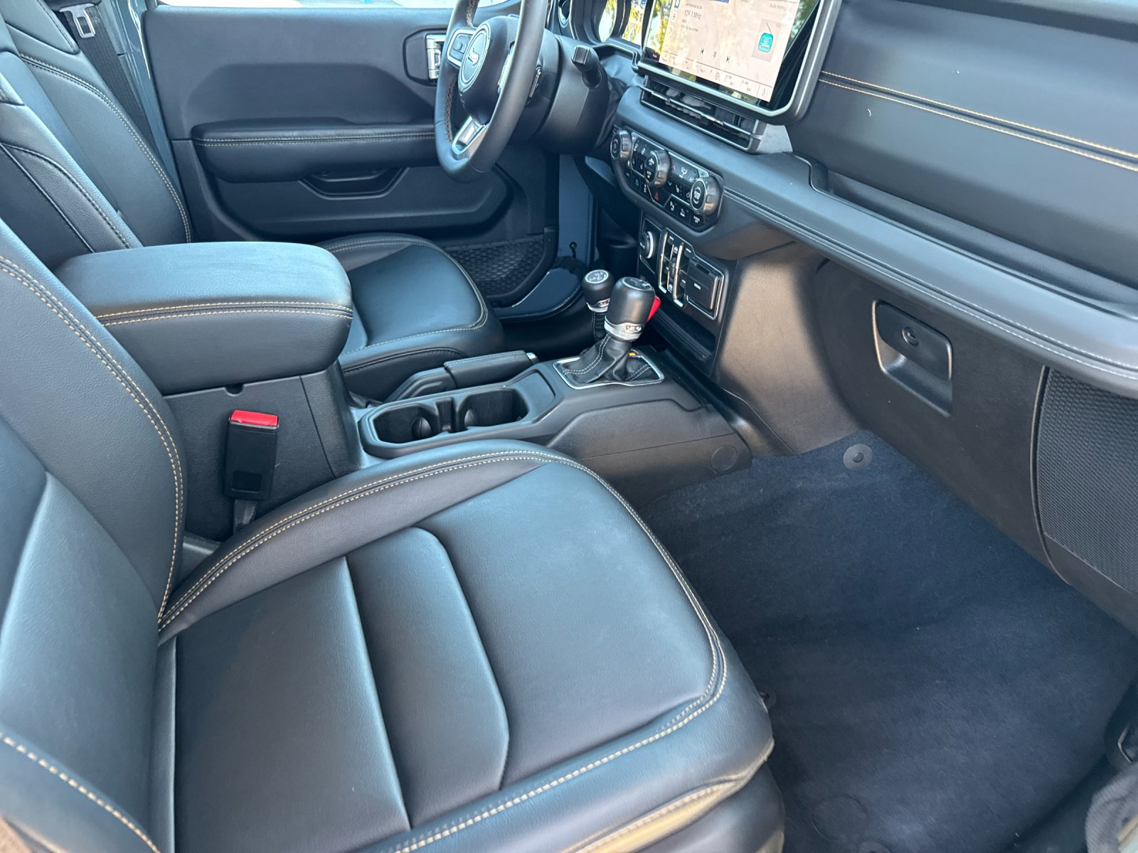 Used 2024 Gray Jeep Sahara 4xe image 16