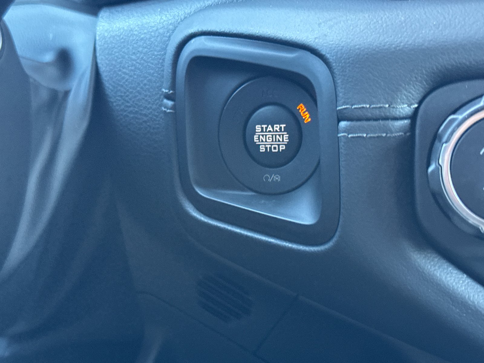 Used 2024 Gray Jeep Sahara 4xe image 22