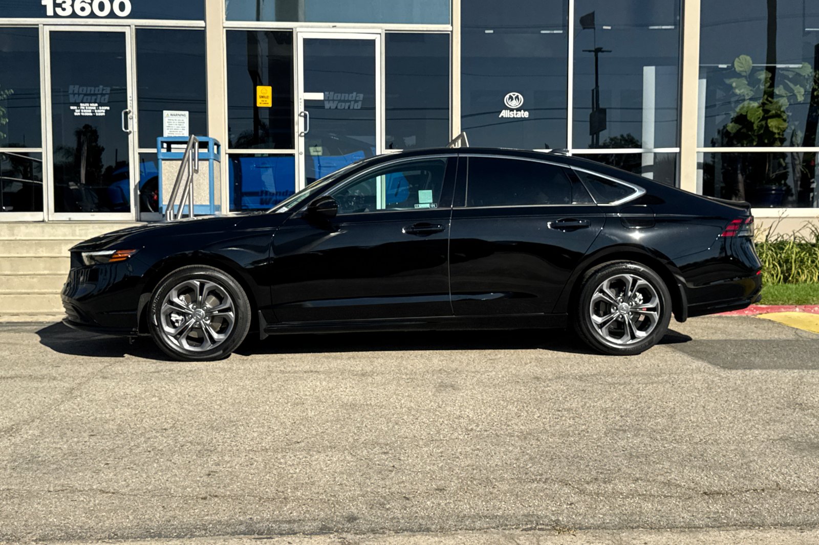 Certified Used 2026 Crystal Black Pearl Honda EX-L Hybrid image 7
