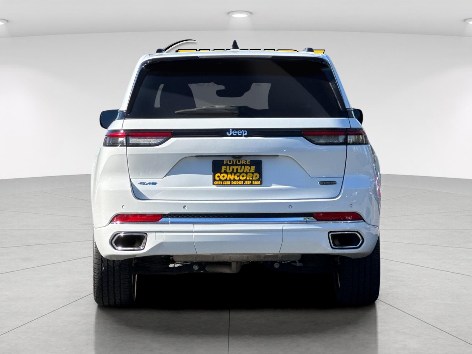 Used 2023 White Jeep Overland 4xe image 5