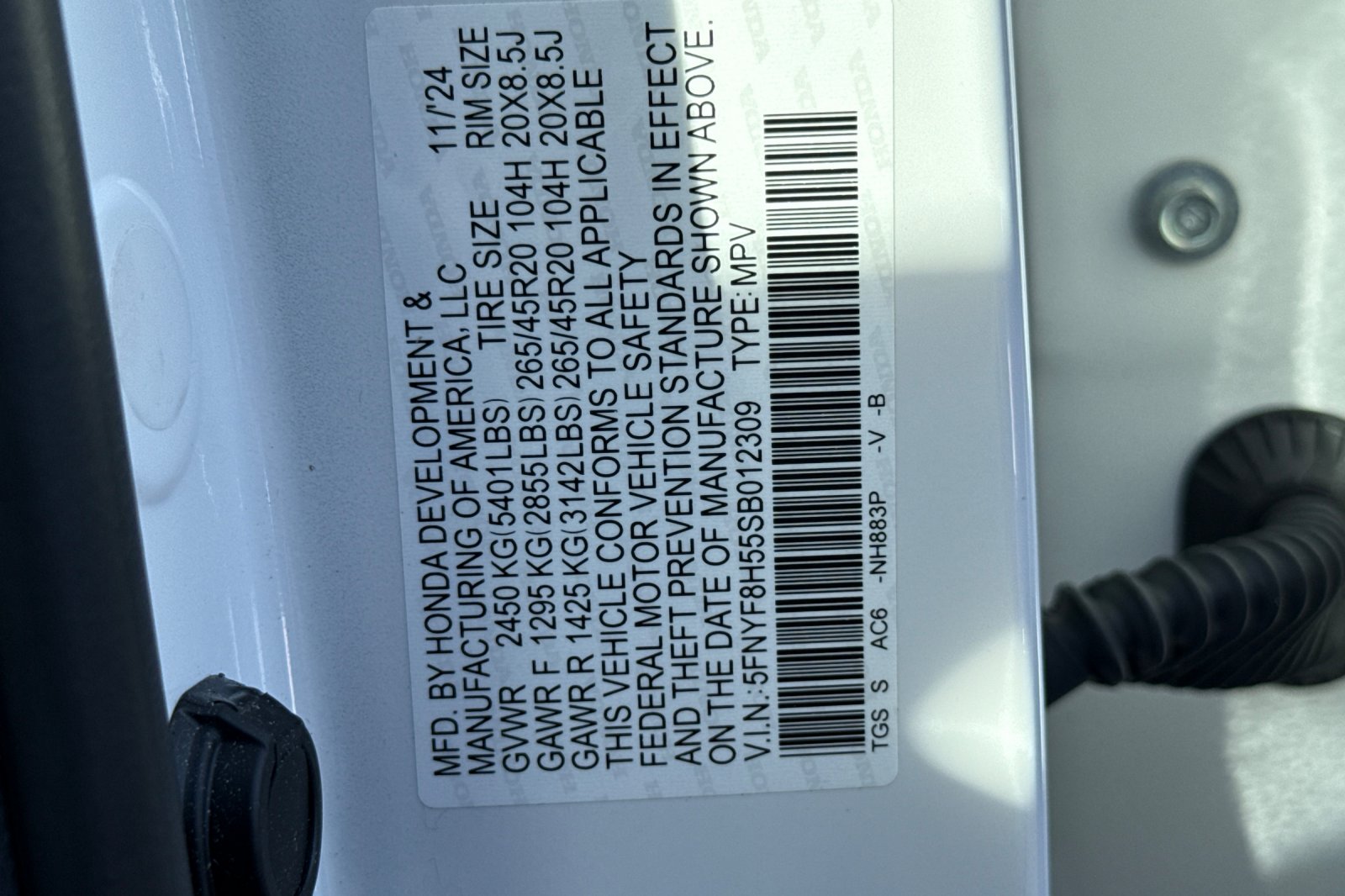 Used 2025 White Honda EX-L image 28