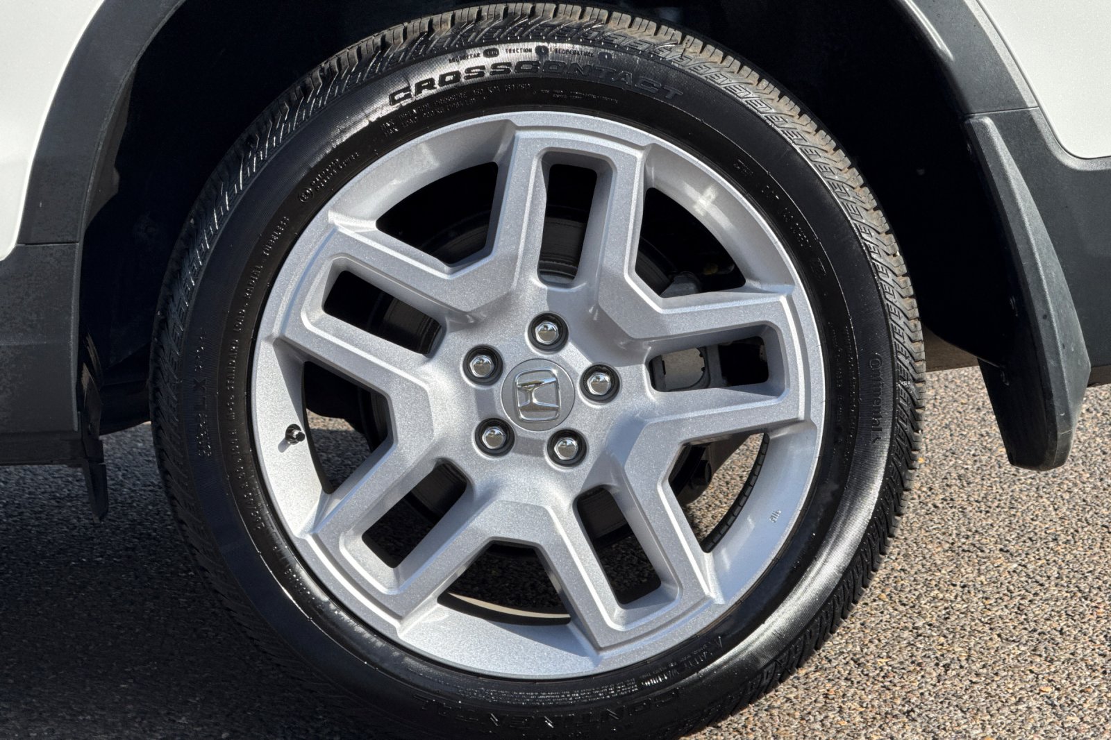 Used 2025 White Honda EX-L image 26