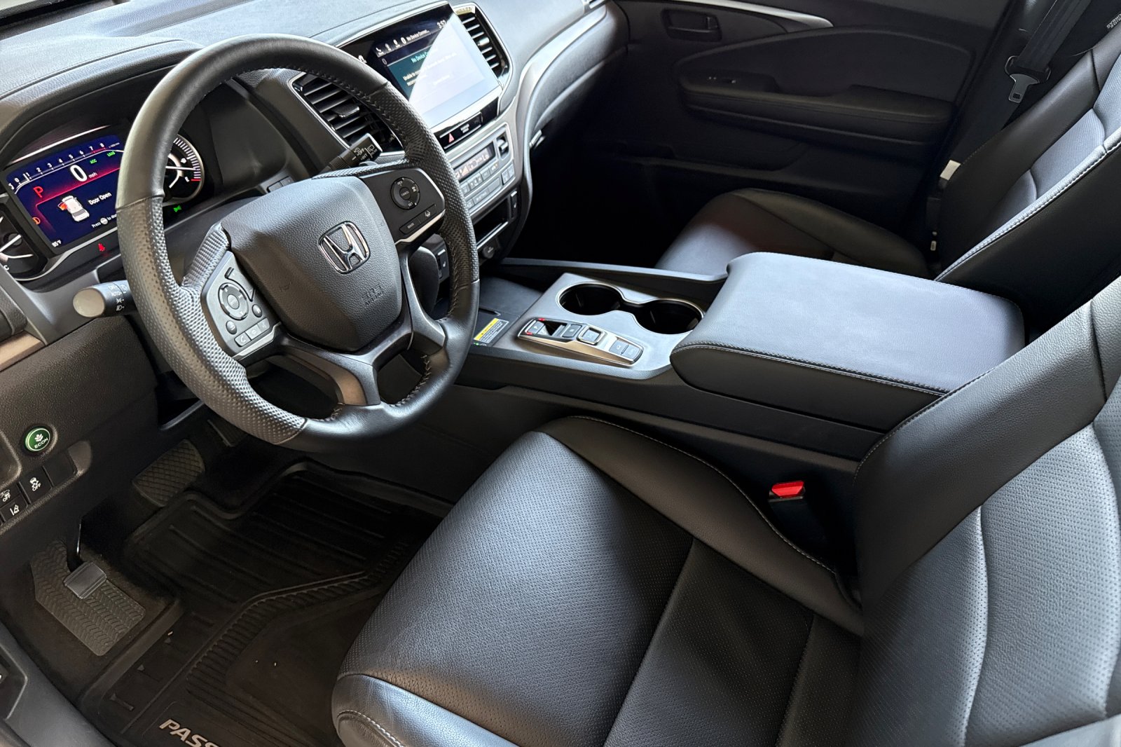 Used 2025 White Honda EX-L image 10