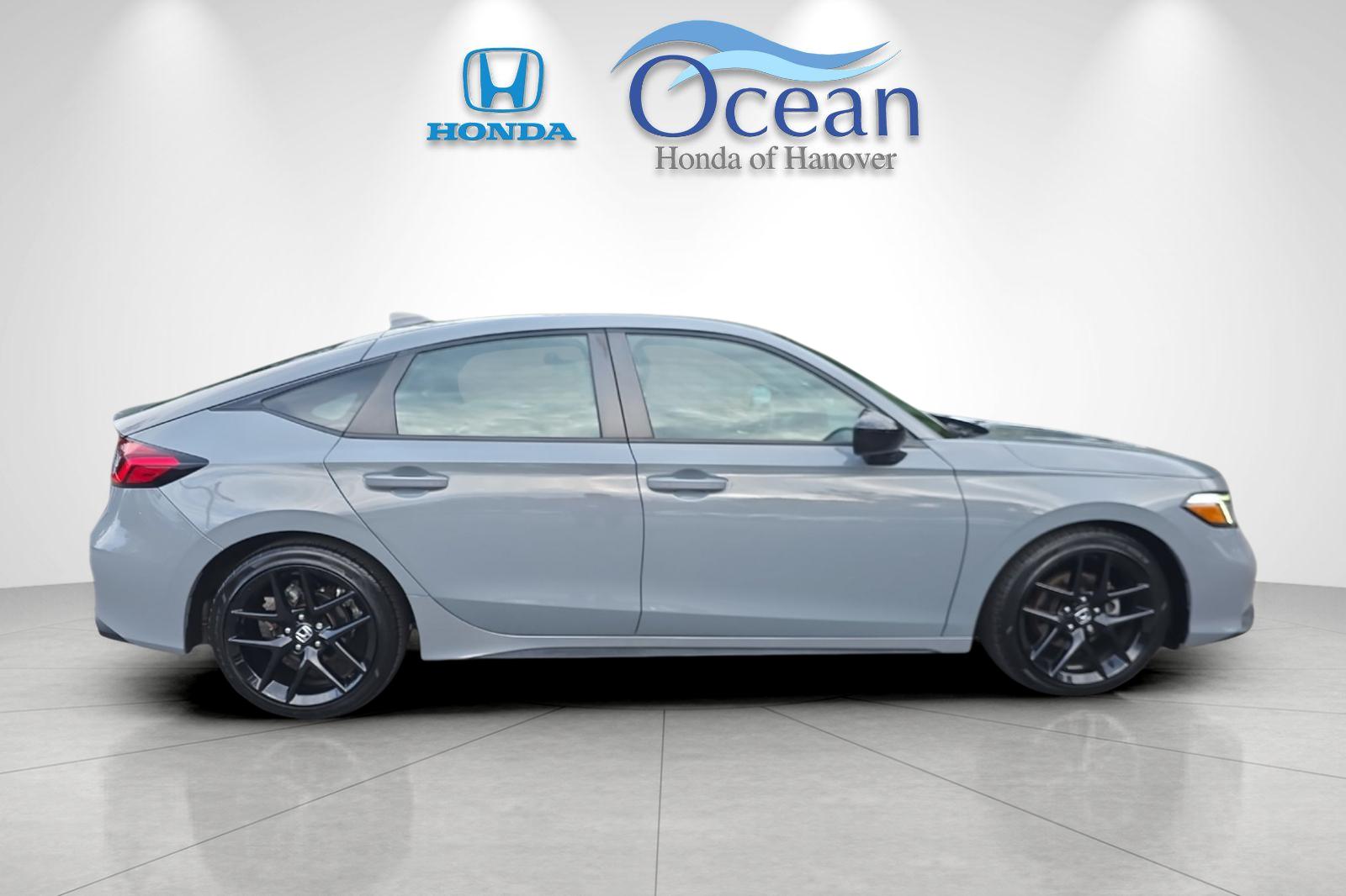 Used 2025 Urban Gray Pearl Honda Sport image 2