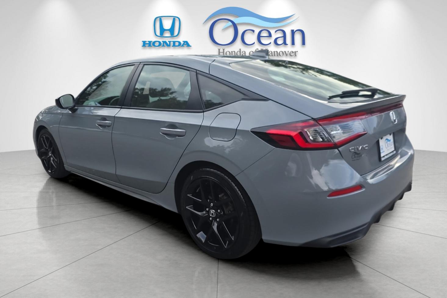 Used 2025 Urban Gray Pearl Honda Sport image 5