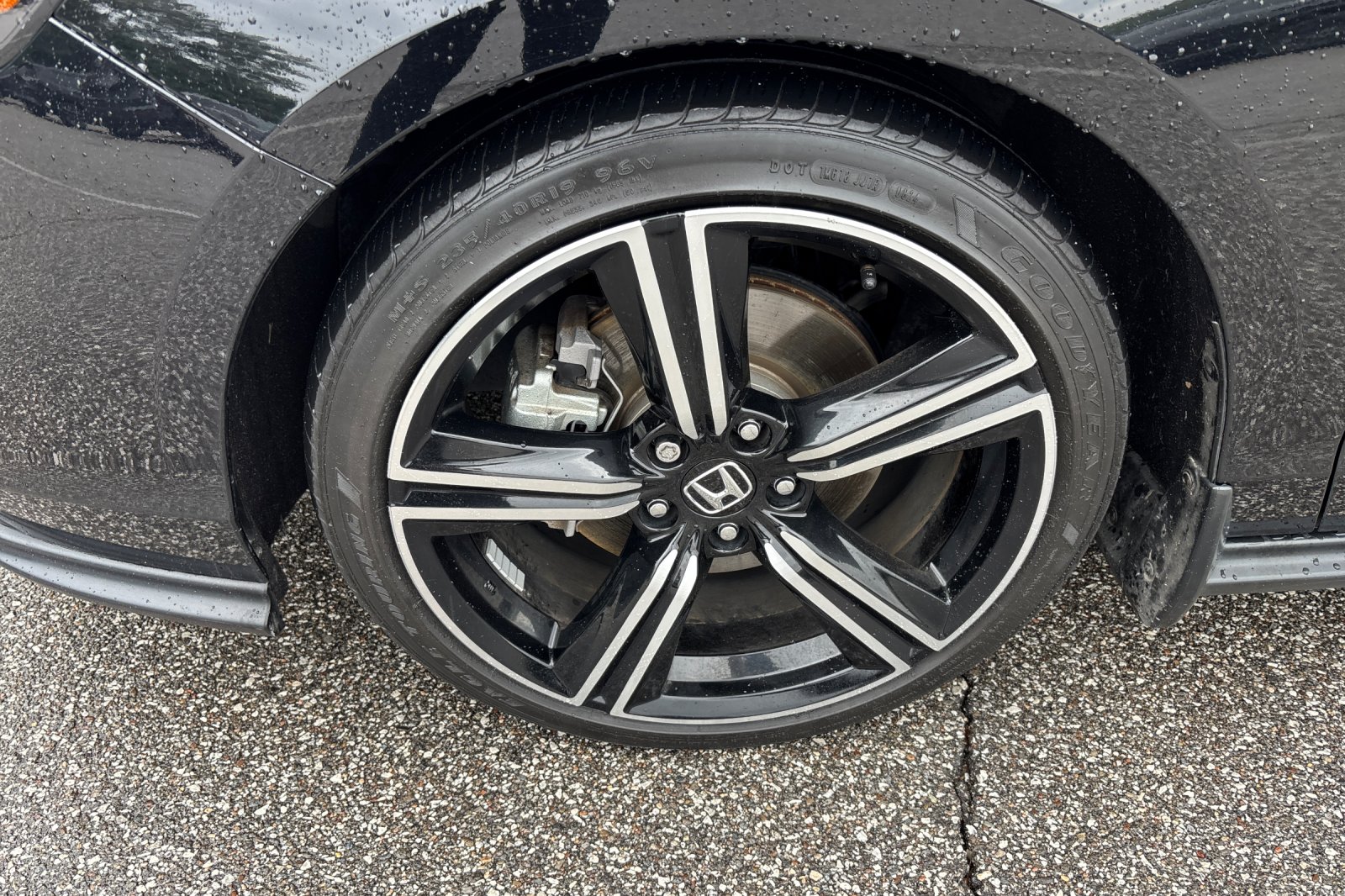 Certified Used 2024 Black Honda Sport image 32