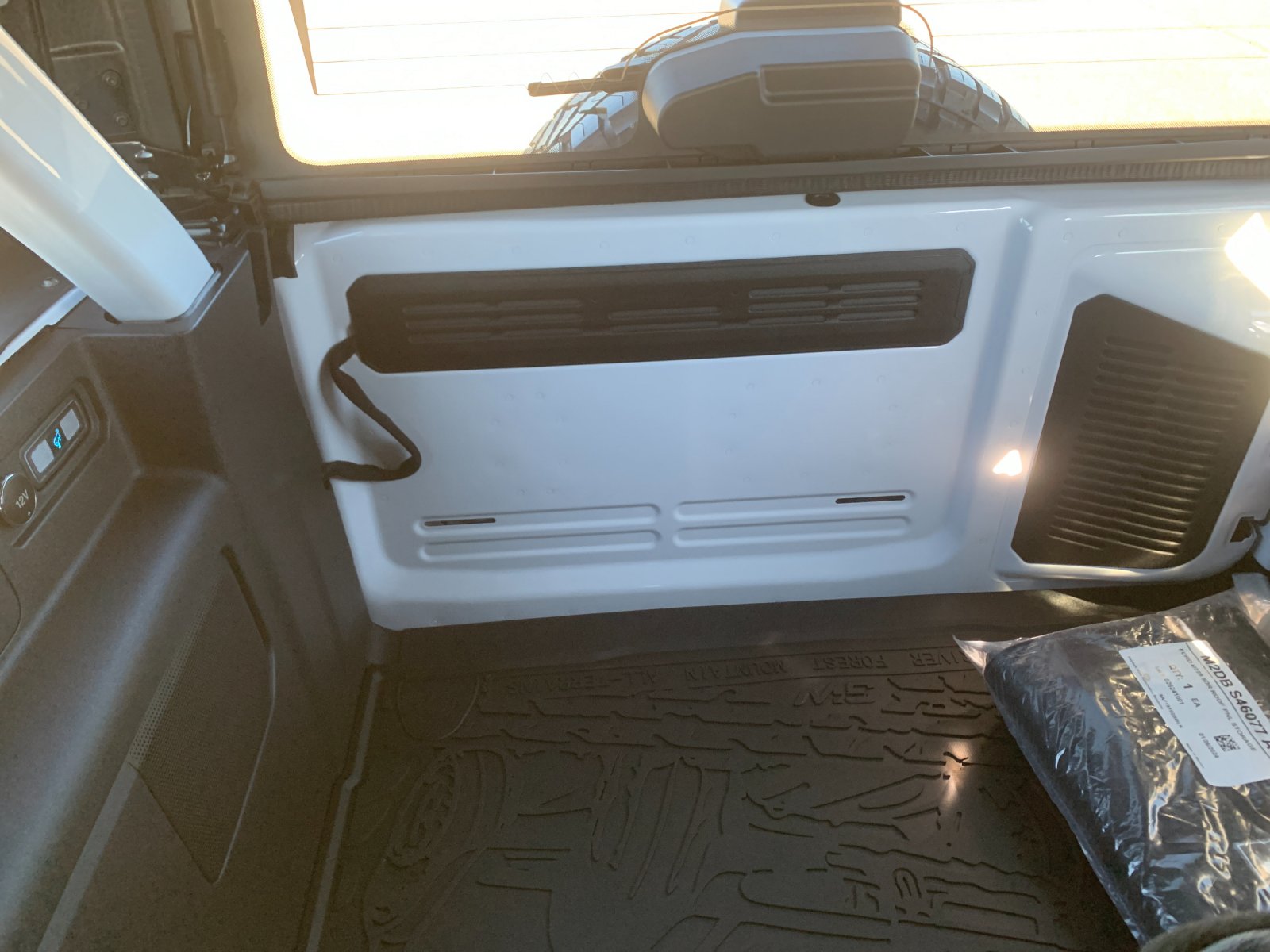 Used 2024 White Ford Outer Banks image 19