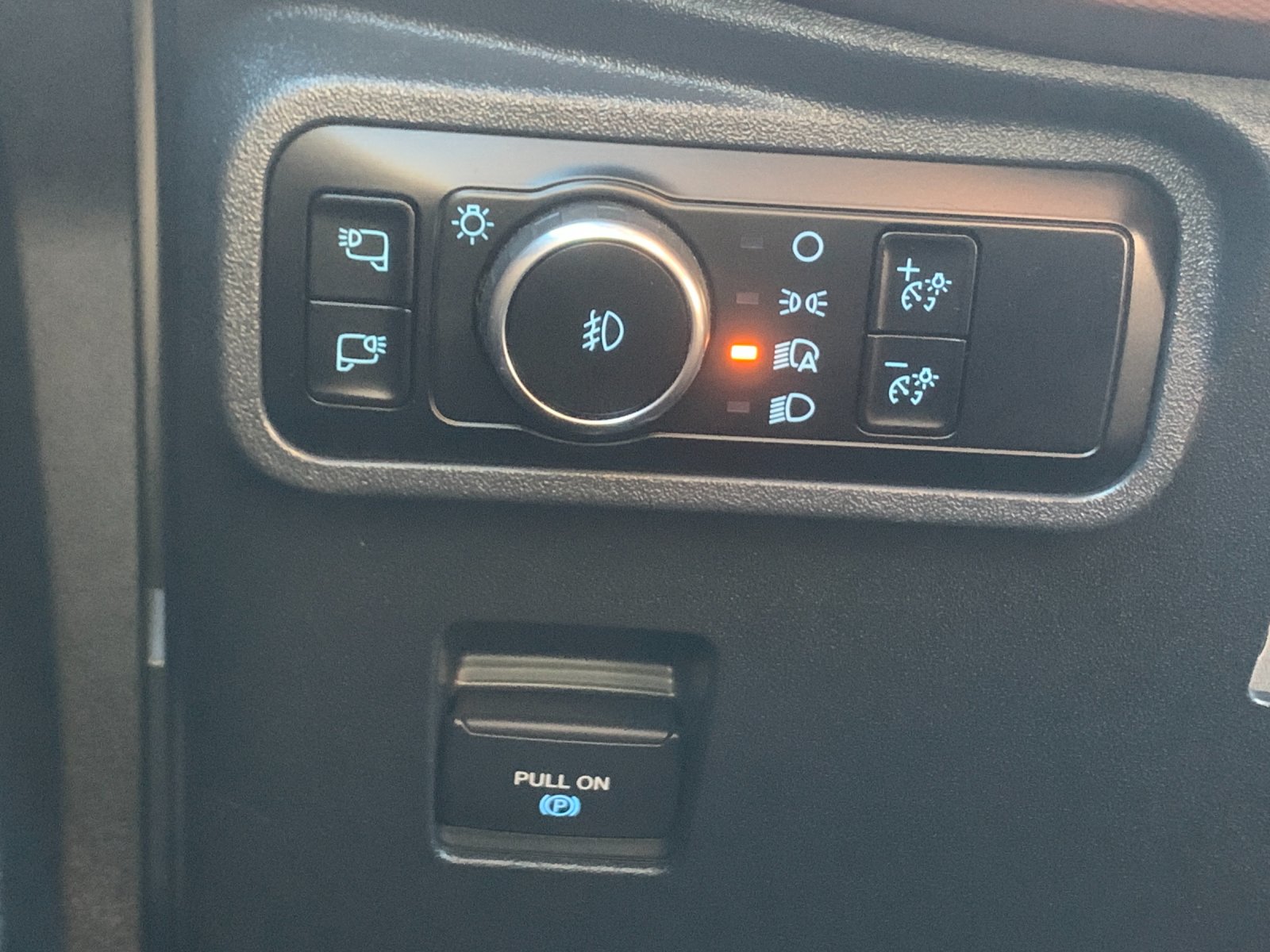 Used 2024 White Ford Outer Banks image 33