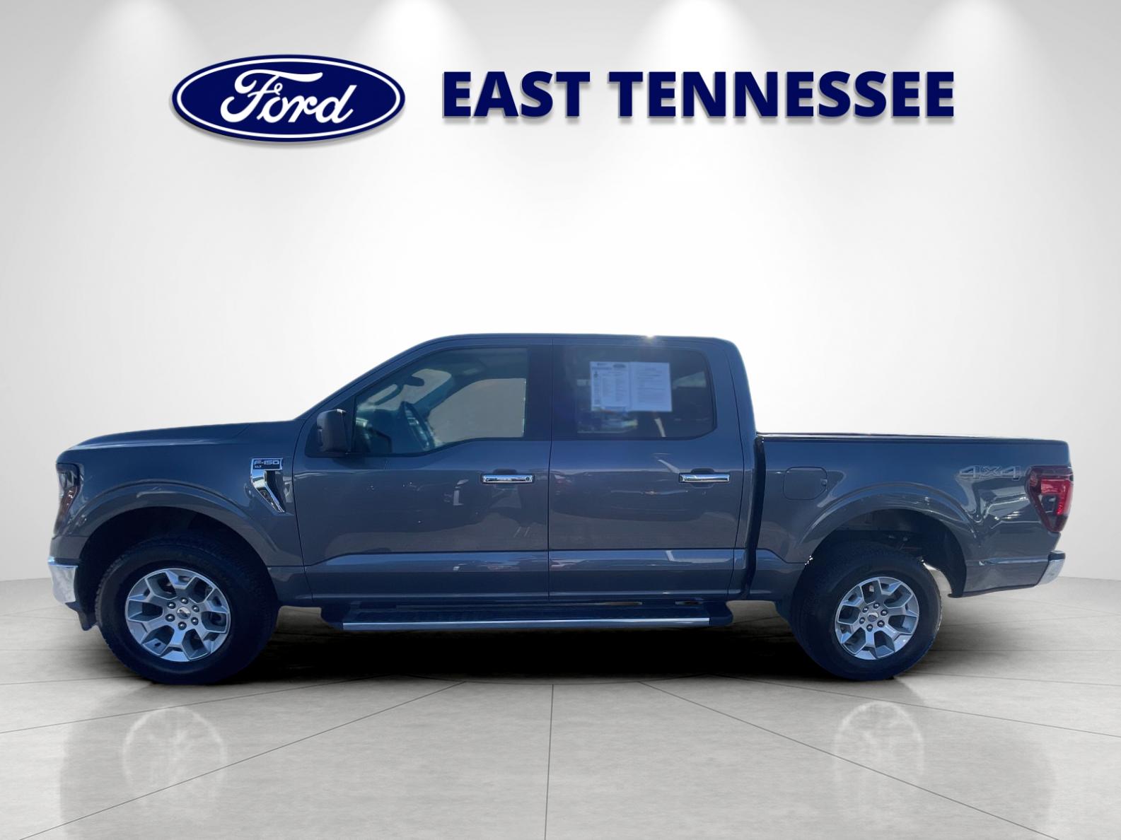 Used 2025 Gray Ford XLT image 6