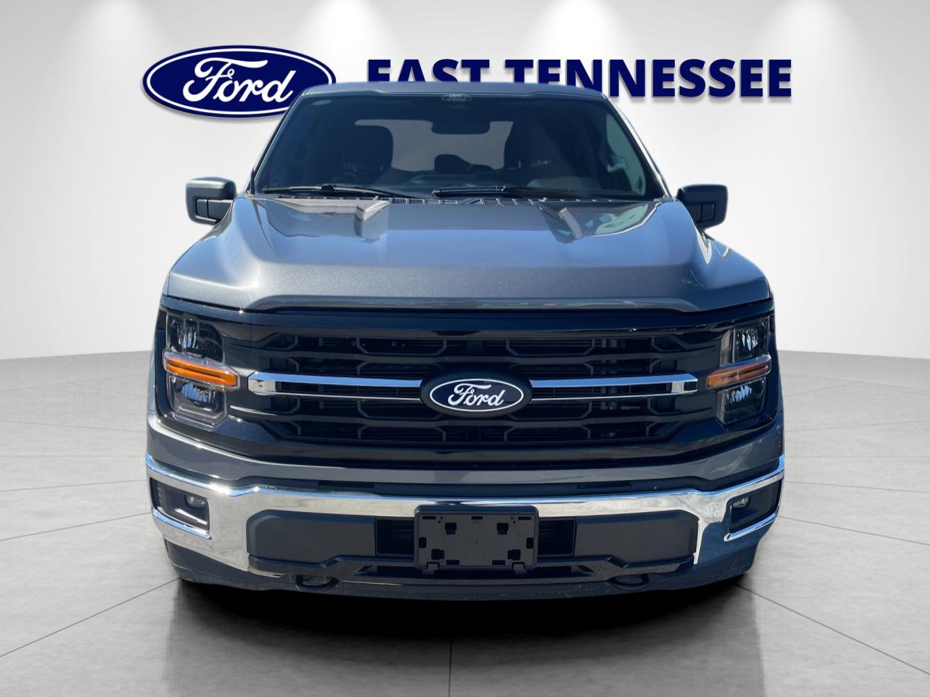 Used 2025 Gray Ford XLT image 9